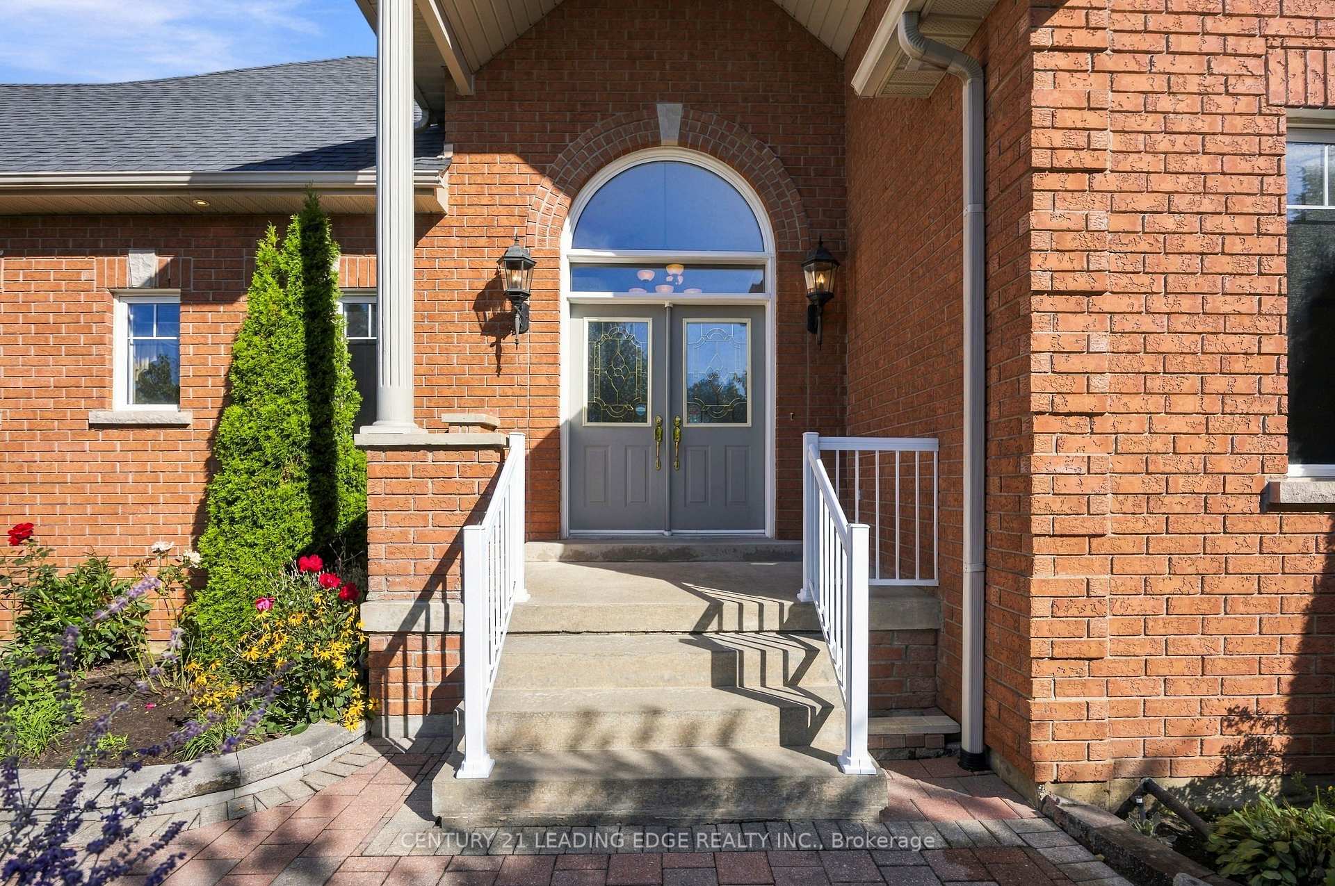 Photo 4 of 24 George Pipher Lane, Whitchurch-Stouffville, Ballantrae — HOMEH