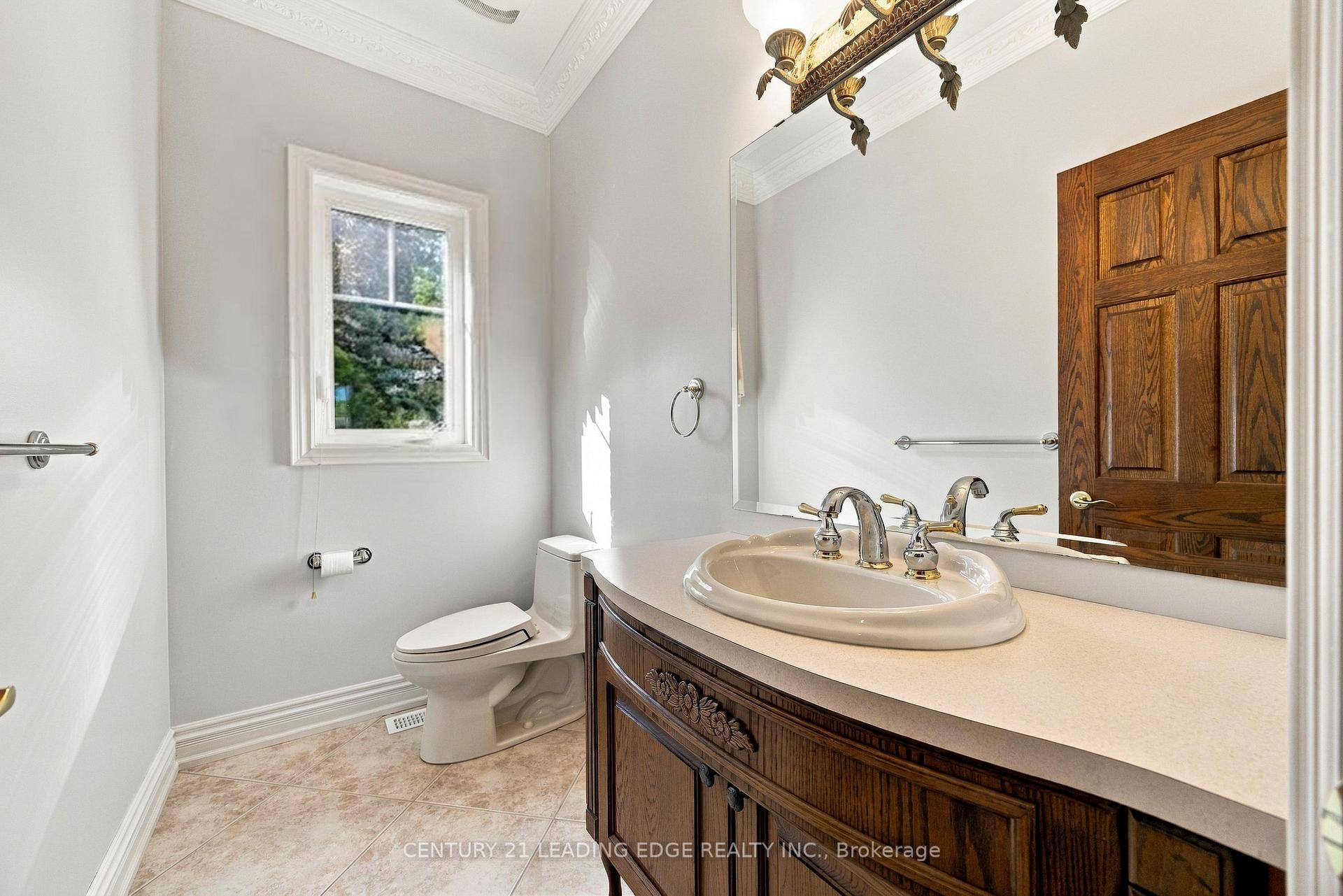 Photo 16 of 24 George Pipher Lane, Whitchurch-Stouffville, Ballantrae — HOMEH