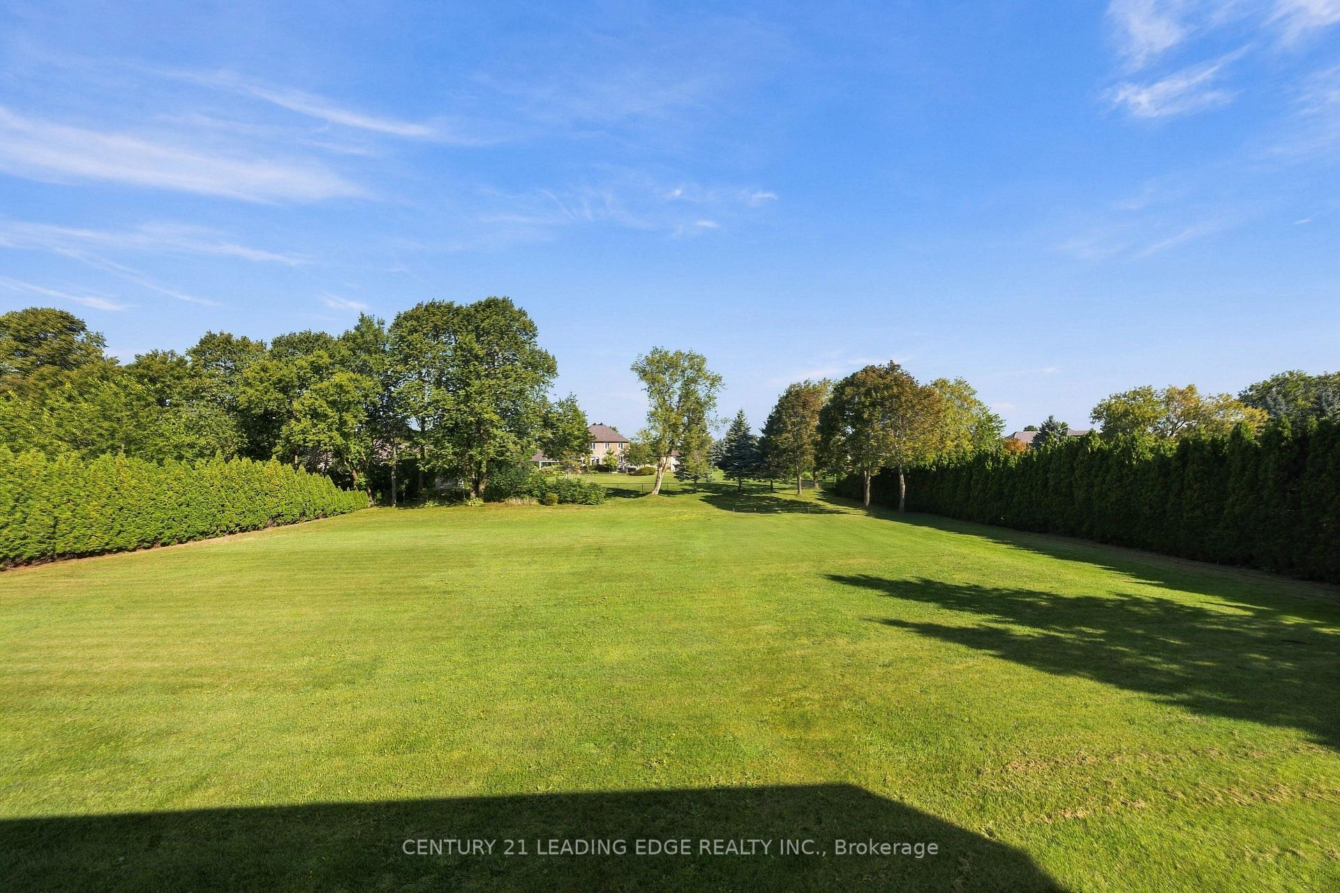 Photo 35 of 24 George Pipher Lane, Whitchurch-Stouffville, Ballantrae — HOMEH