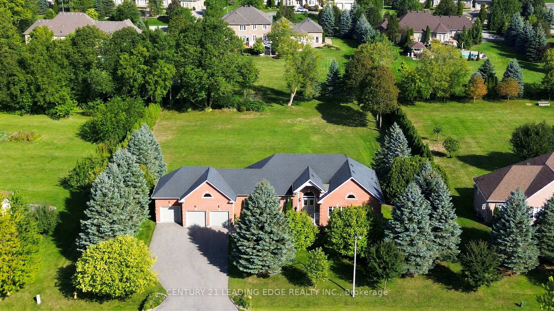 Photo 40 of 24 George Pipher Lane, Whitchurch-Stouffville, Ballantrae — HOMEH
