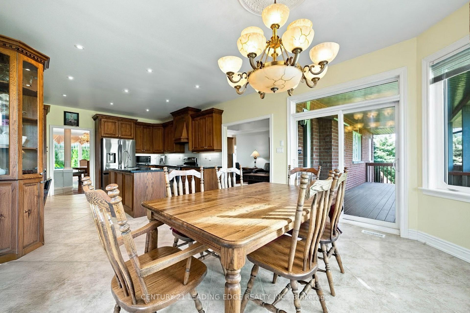 Photo 14 of 24 George Pipher Lane, Whitchurch-Stouffville, Ballantrae — HOMEH