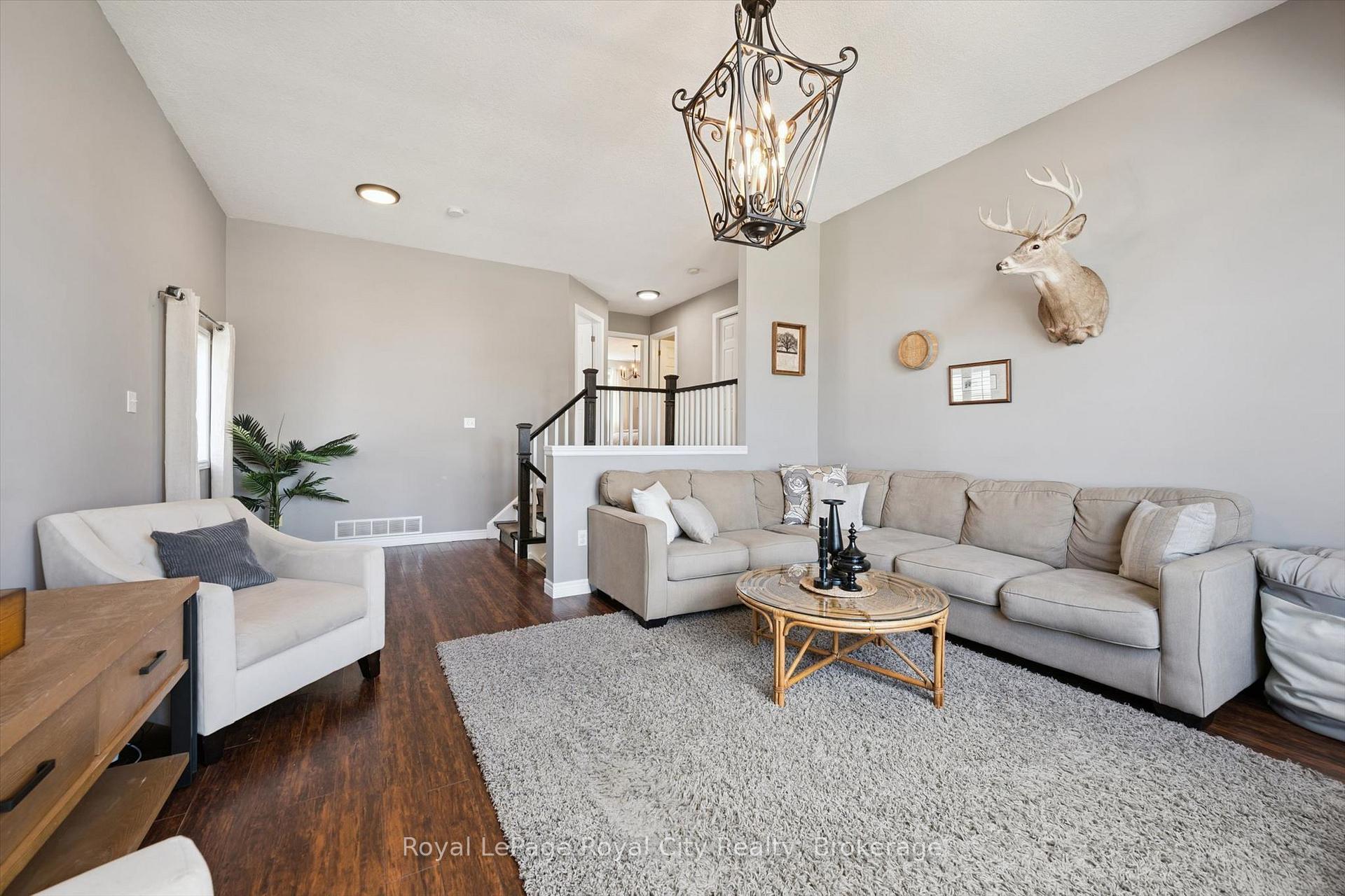 Photo 20 of 81 Teal Drive, Guelph, Kortright Hills — HOMEH