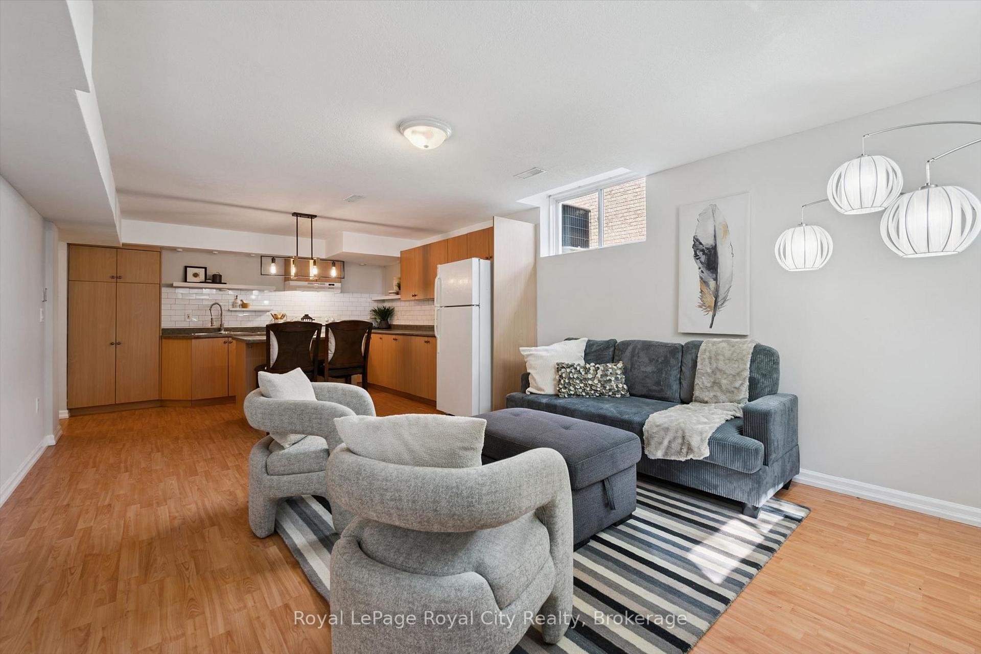 Photo 37 of 81 Teal Drive, Guelph, Kortright Hills — HOMEH