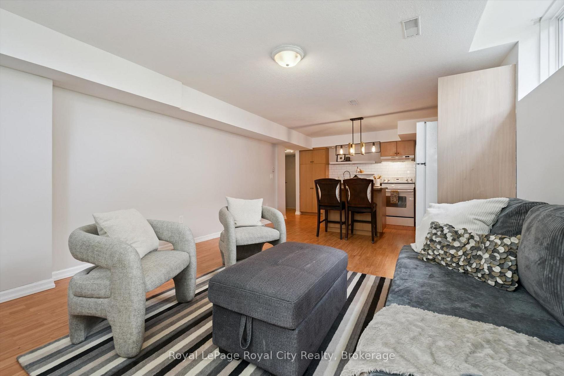 Photo 38 of 81 Teal Drive, Guelph, Kortright Hills — HOMEH
