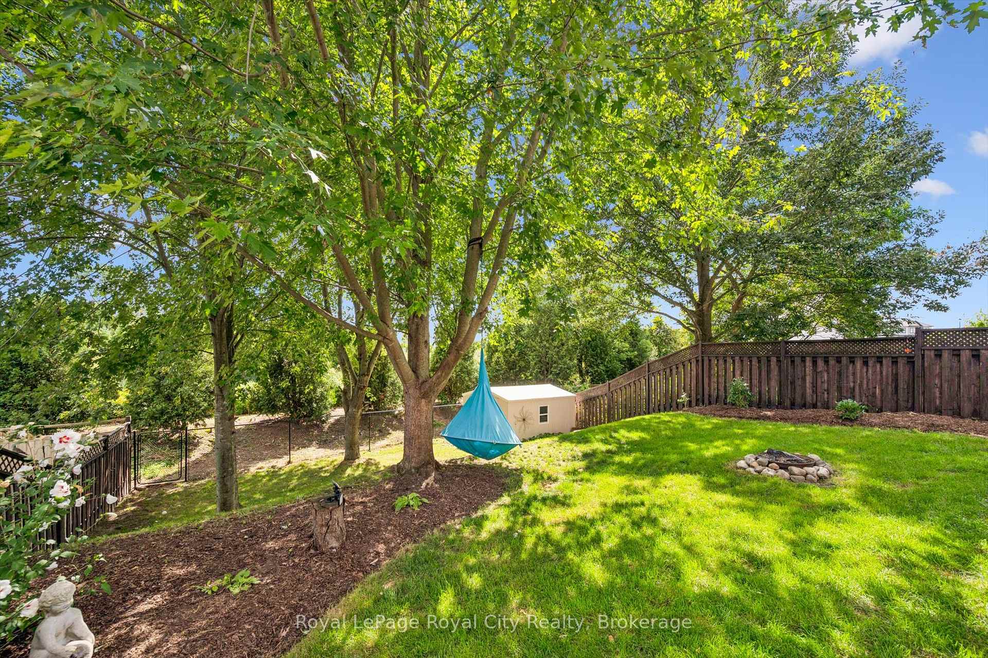 Photo 47 of 81 Teal Drive, Guelph, Kortright Hills — HOMEH