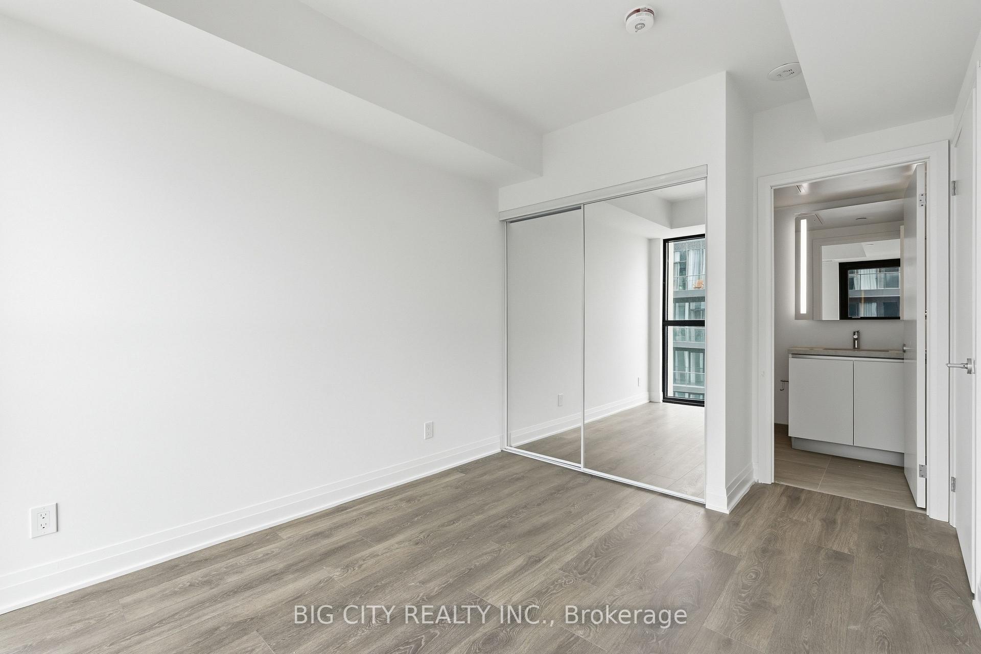 Photo 10 of Unit 2104, 25 Frederick Todd Way, Toronto, Thorncliffe Park — HOMEH