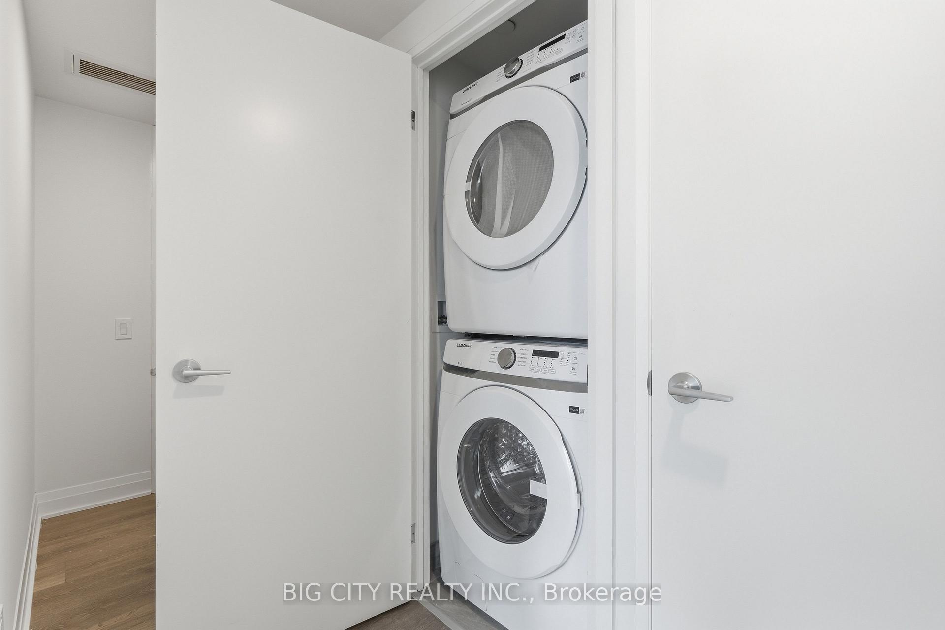 Photo 17 of Unit 2104, 25 Frederick Todd Way, Toronto, Thorncliffe Park — HOMEH