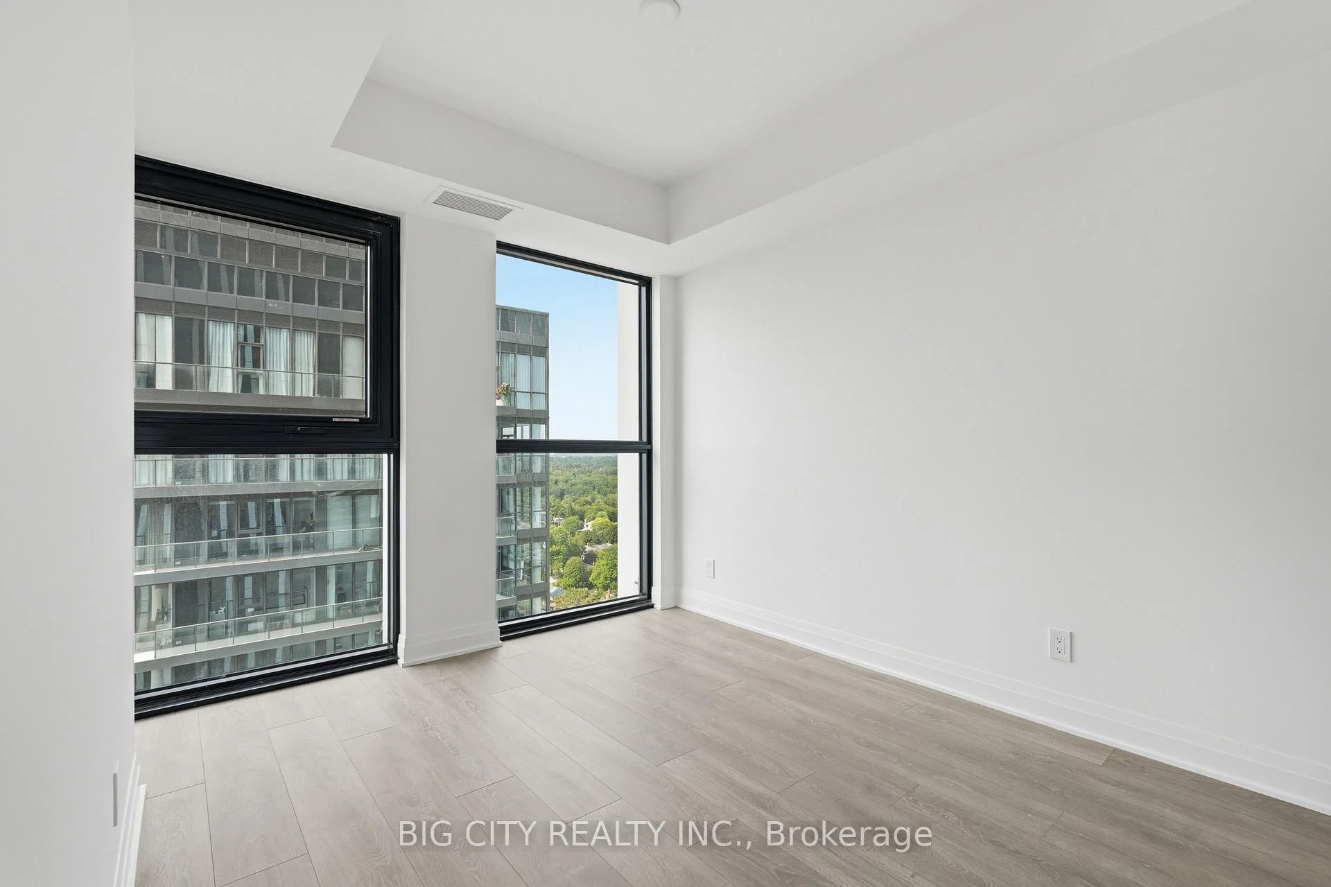 Photo 9 of Unit 2104, 25 Frederick Todd Way, Toronto, Thorncliffe Park — HOMEH