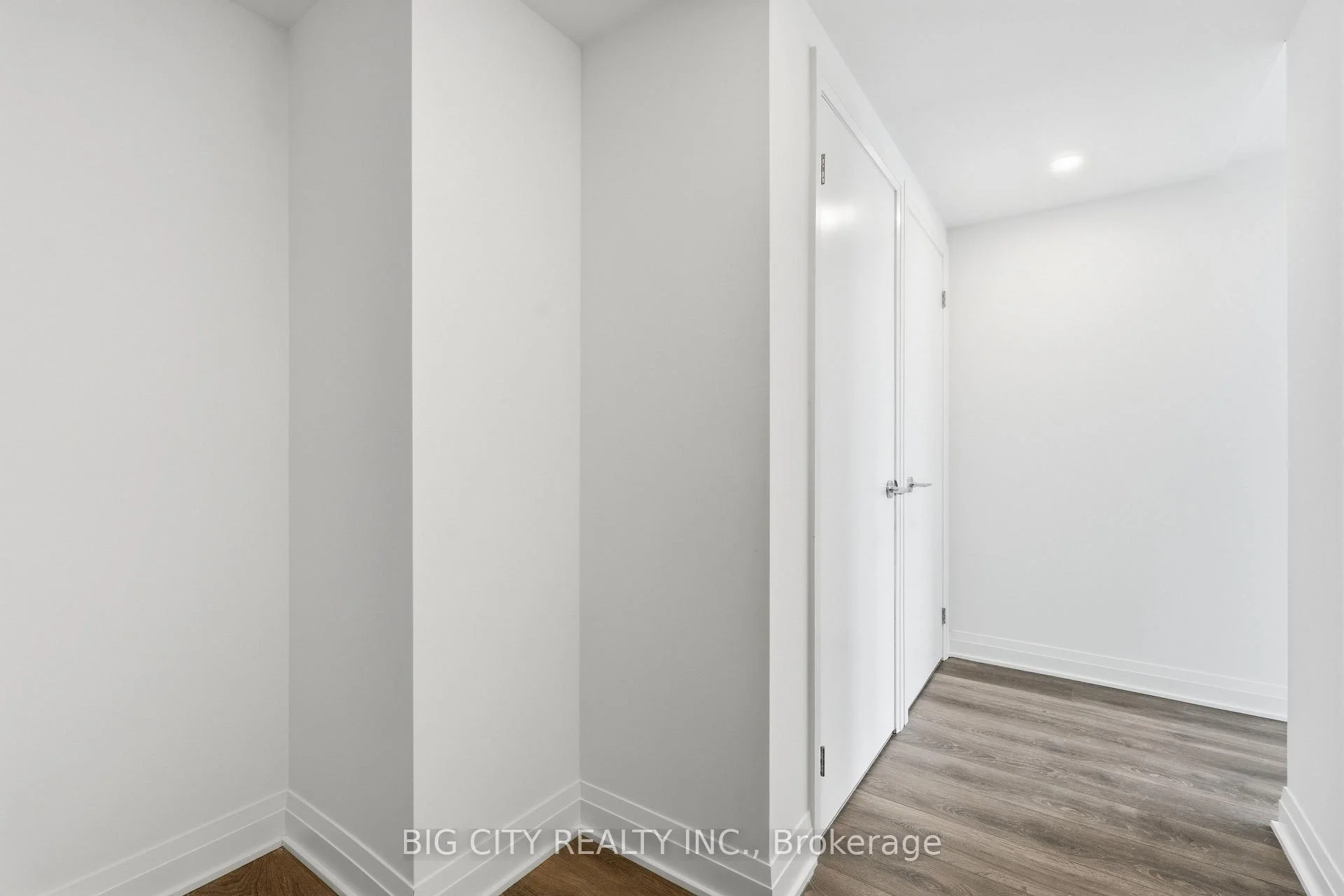 Photo 23 of Unit 2104, 25 Frederick Todd Way, Toronto, Thorncliffe Park — HOMEH