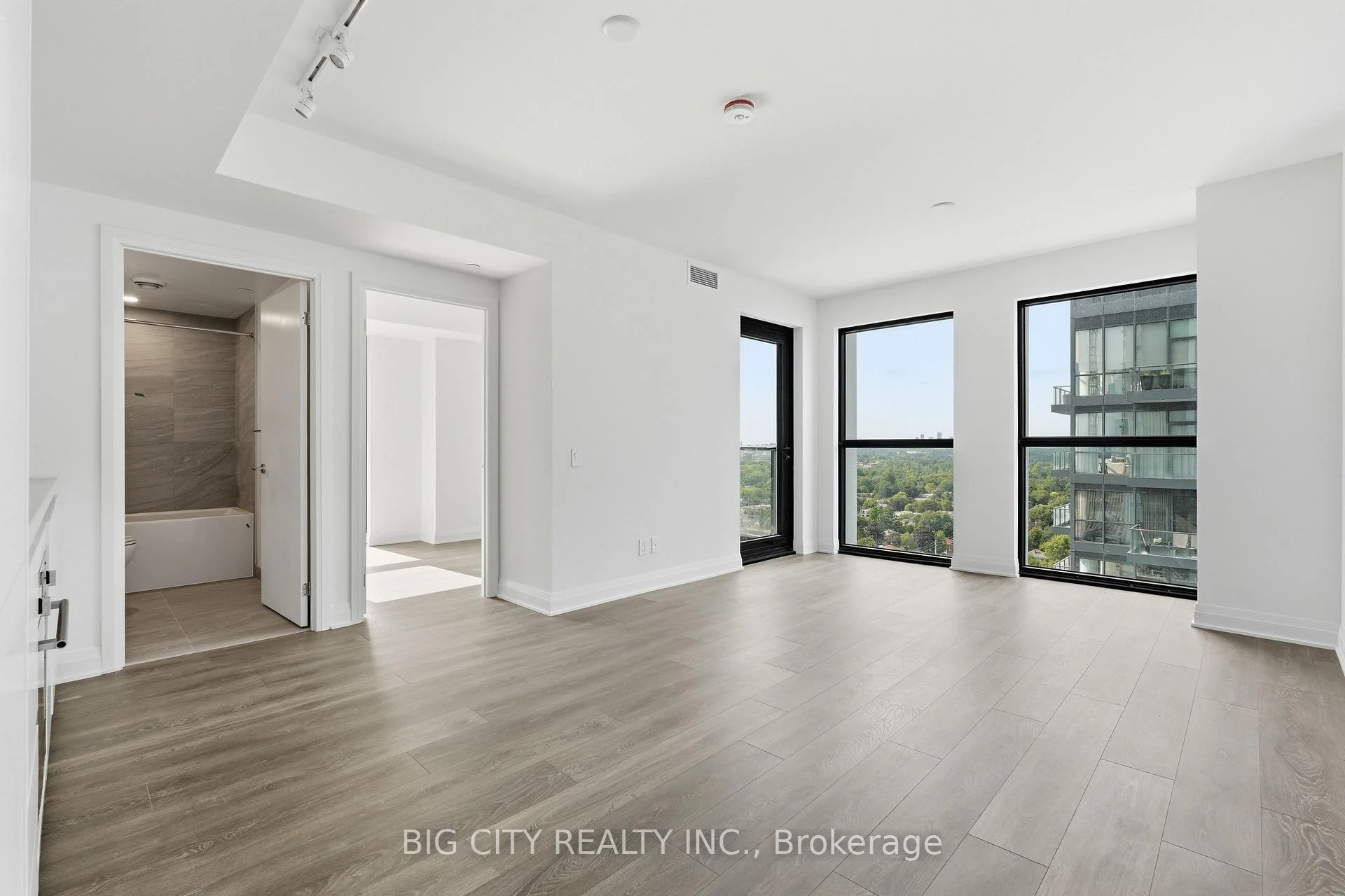 Photo 24 of Unit 2104, 25 Frederick Todd Way, Toronto, Thorncliffe Park — HOMEH