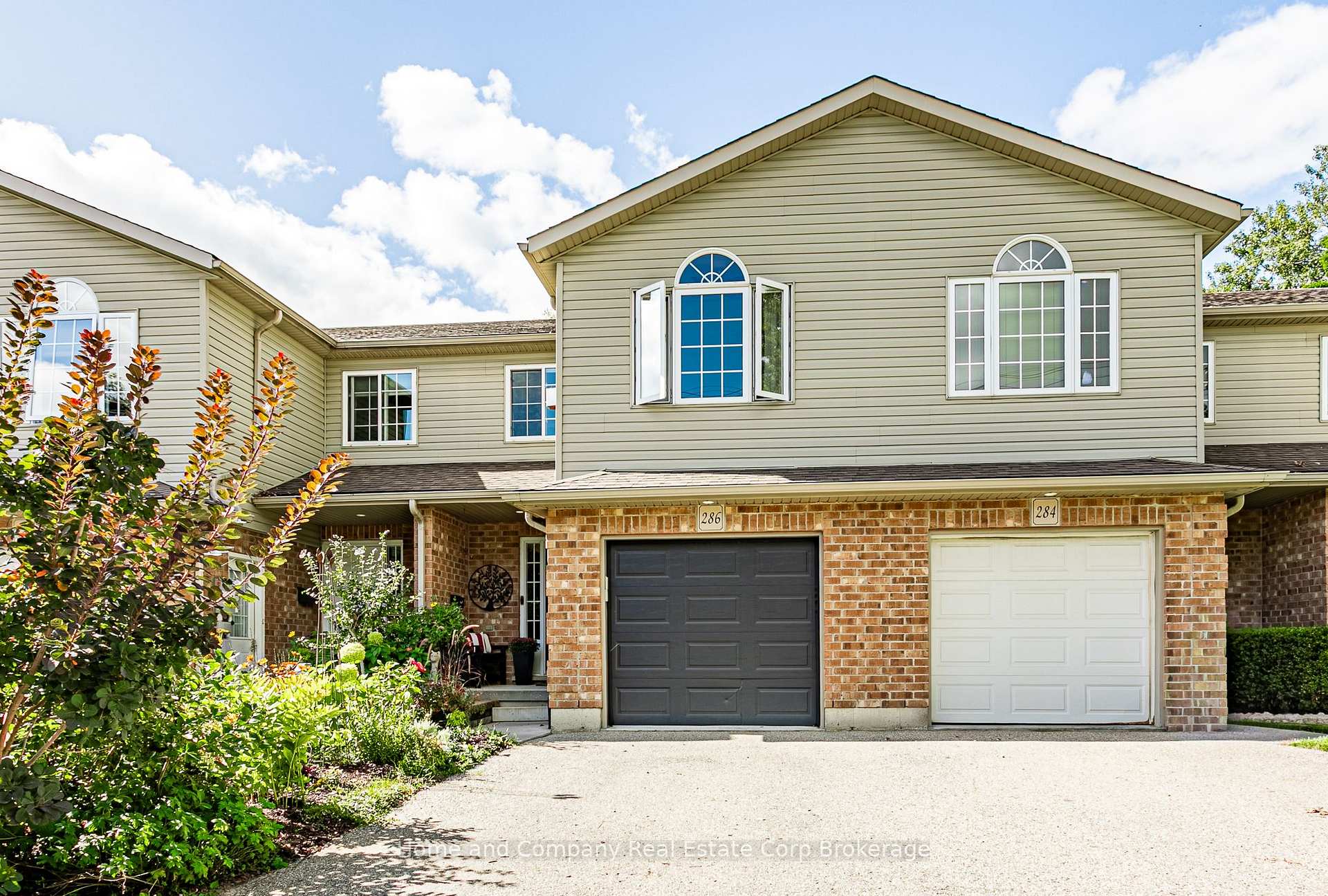 Photo of 286 Railway Avenue