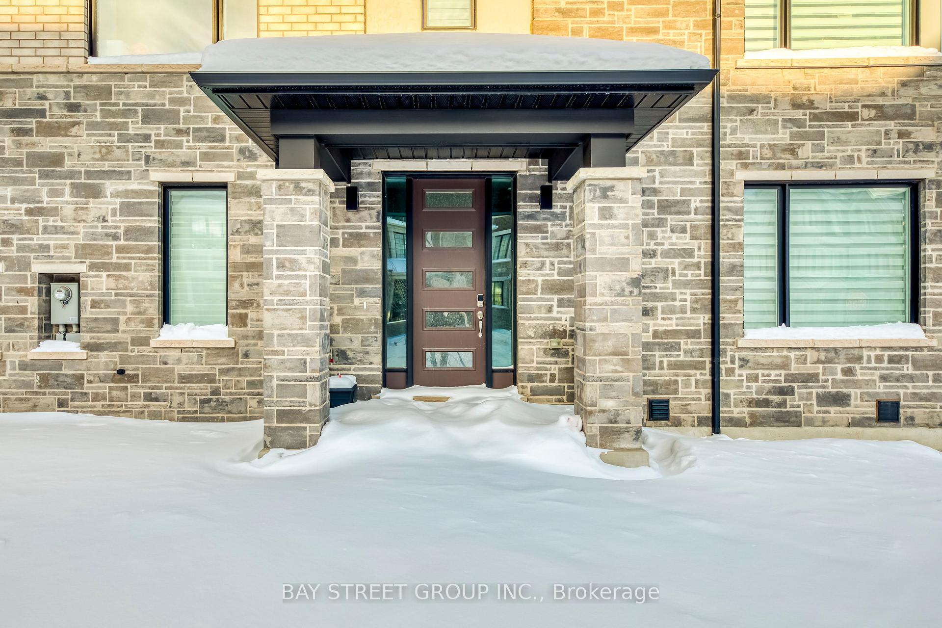 Photo 5 of 3049 Merrick Road, Oakville, Joshua Meadows — HOMEH