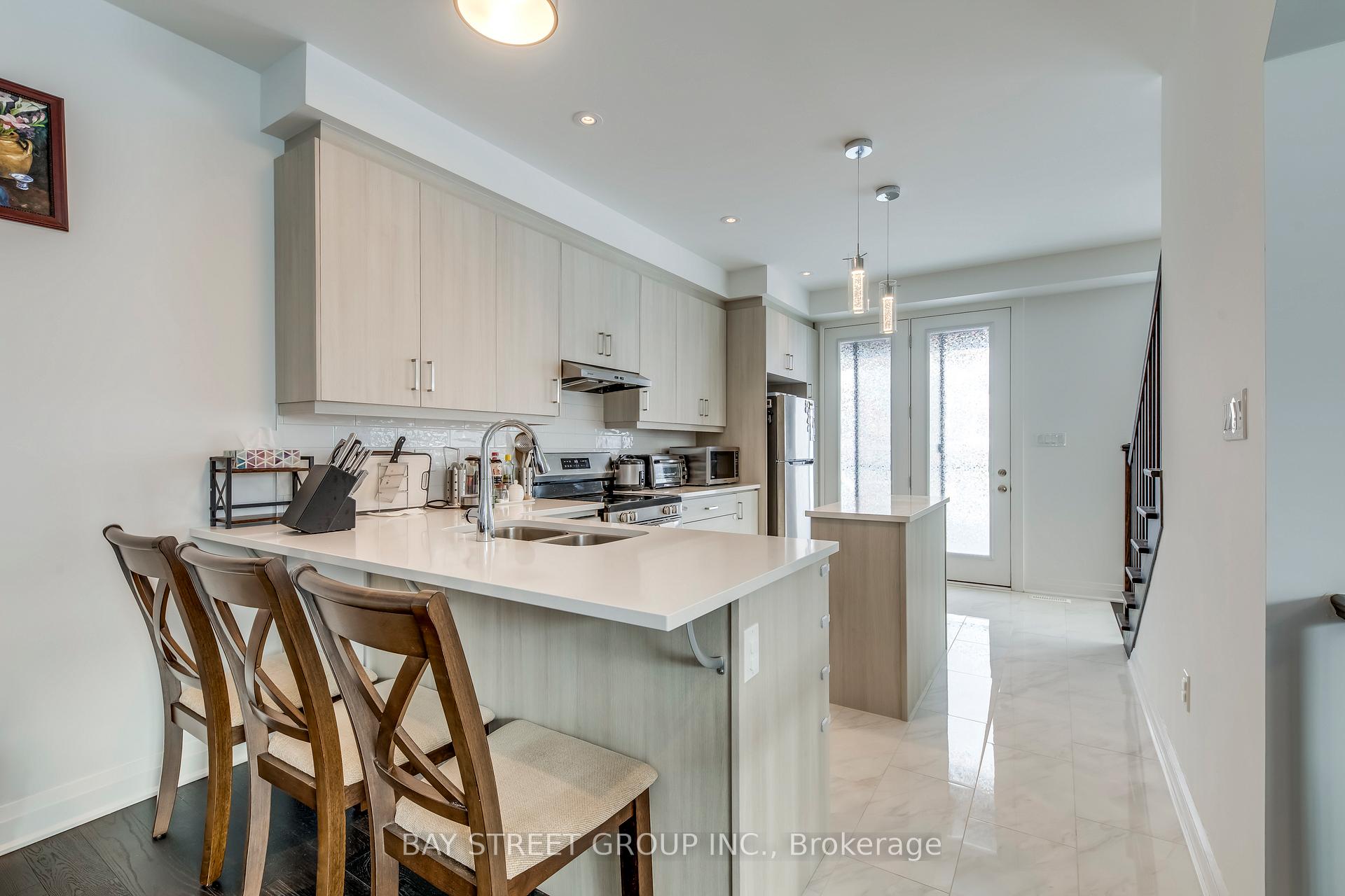 Photo 19 of 3049 Merrick Road, Oakville, Joshua Meadows — HOMEH