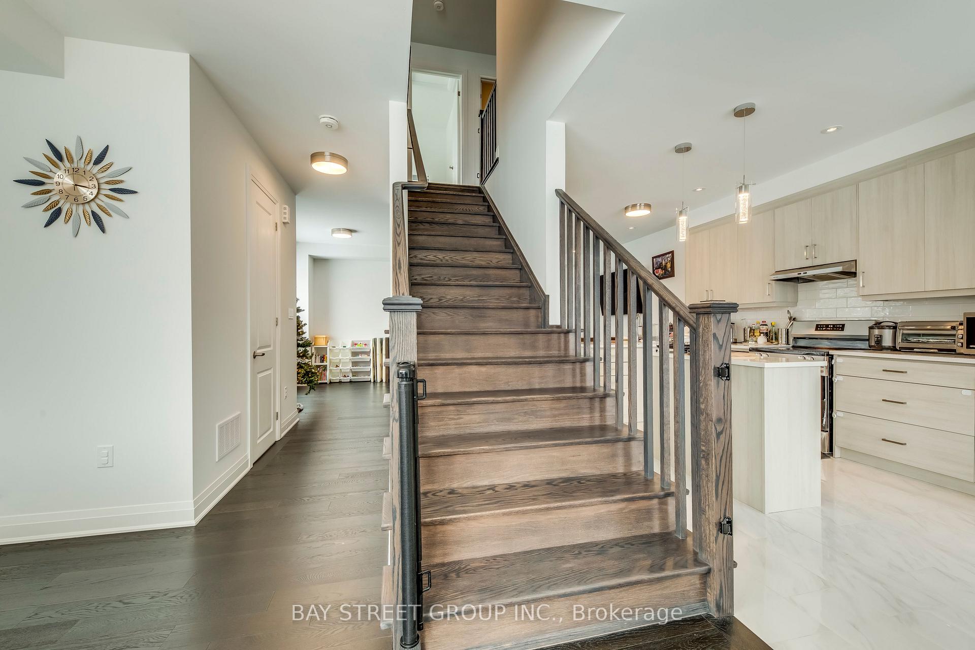 Photo 32 of 3049 Merrick Road, Oakville, Joshua Meadows — HOMEH