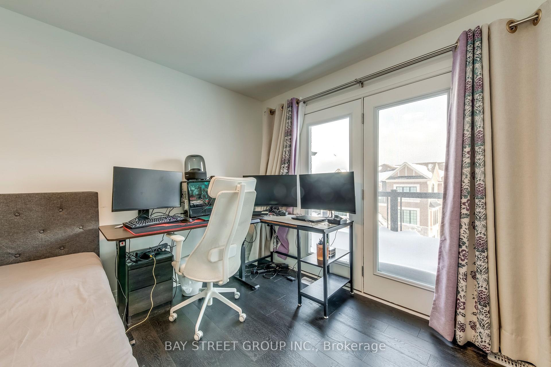 Photo 35 of 3049 Merrick Road, Oakville, Joshua Meadows — HOMEH