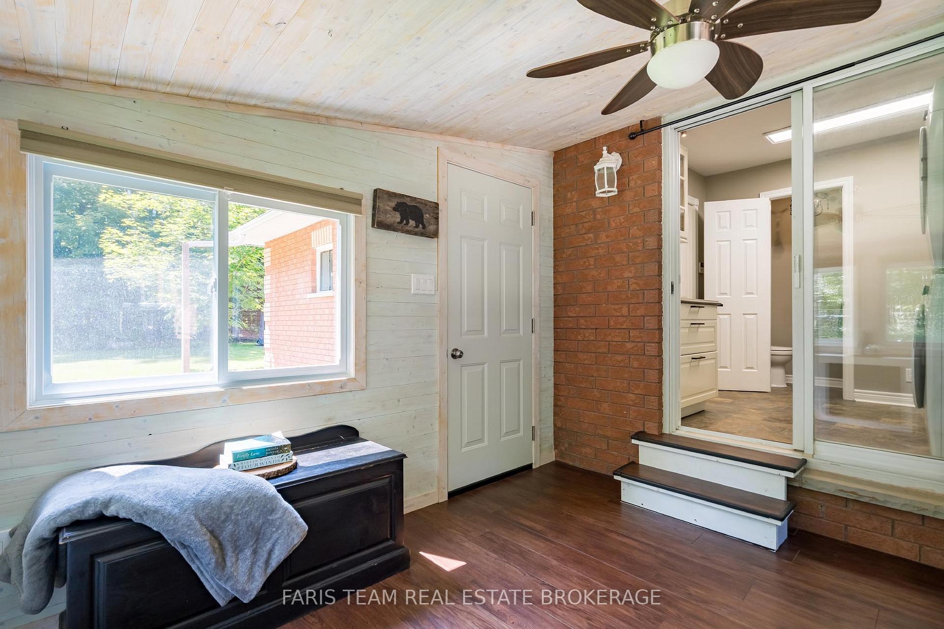 Photo 16 of 1765 Flos Road 4 W, Springwater, Rural Springwater — HOMEH