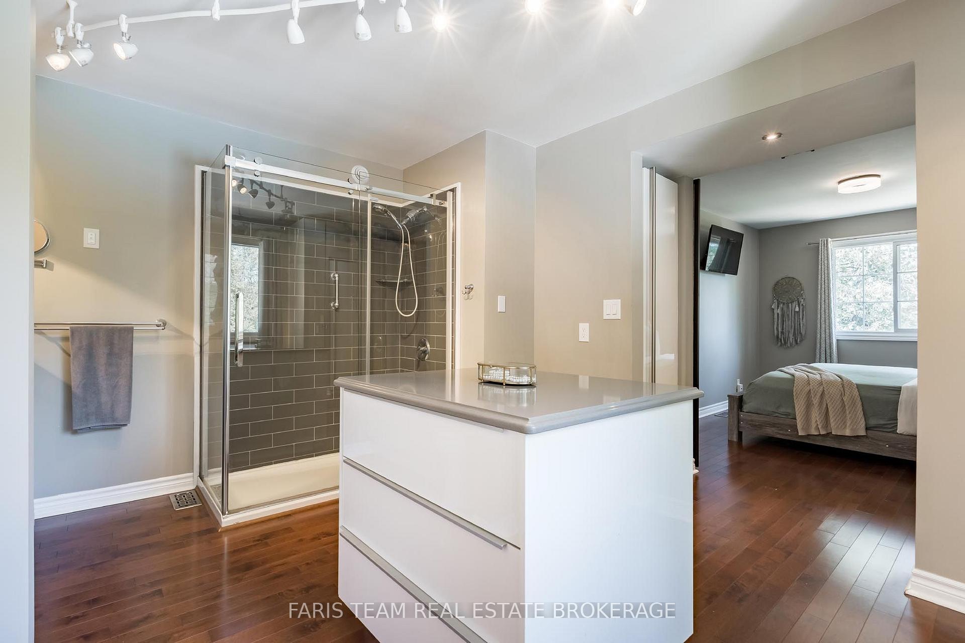 Photo 23 of 1765 Flos Road 4 W, Springwater, Rural Springwater — HOMEH