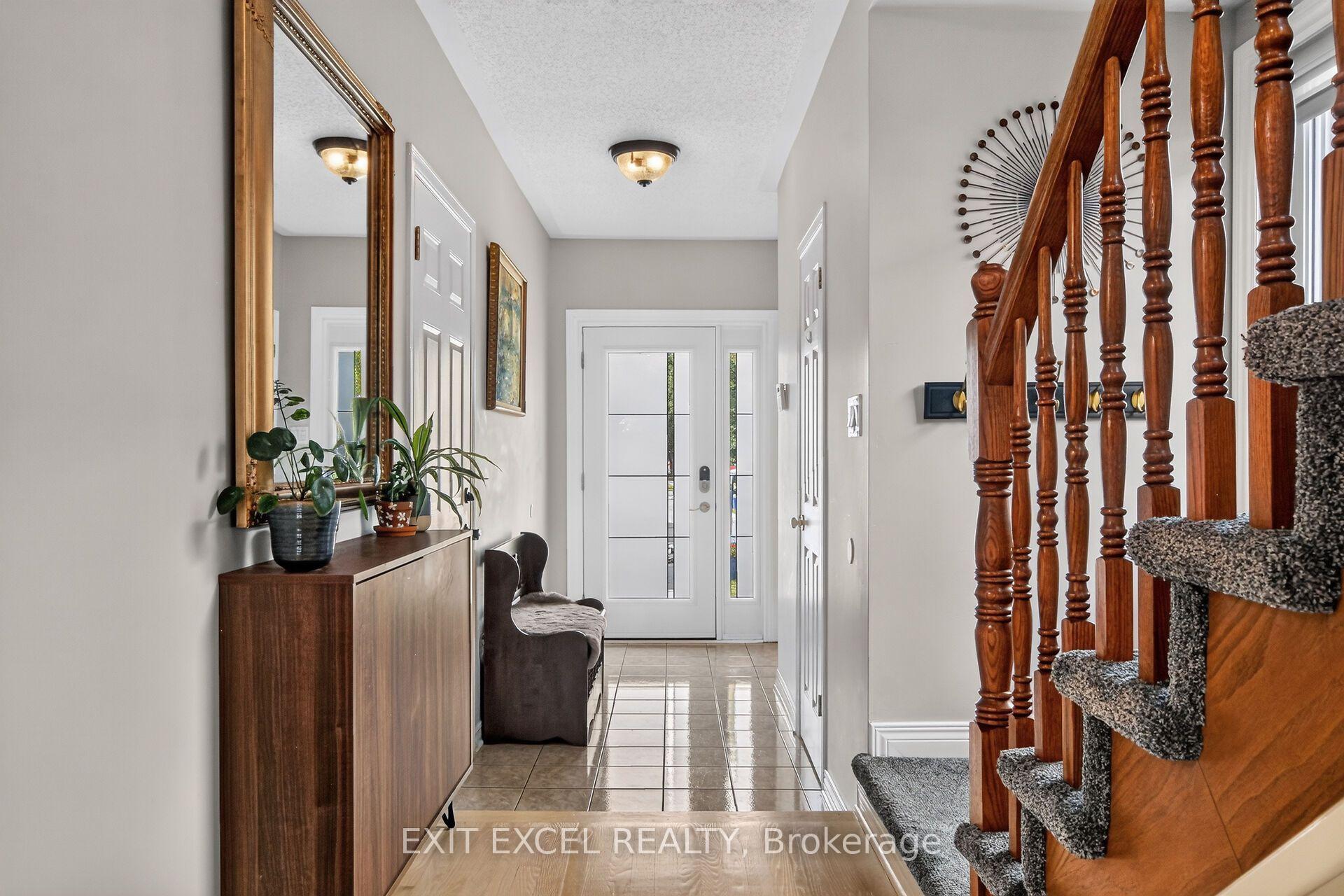 Photo 3 of 89 Forestglade Crescent, Ottawa, Hunt Club Park — HOMEH