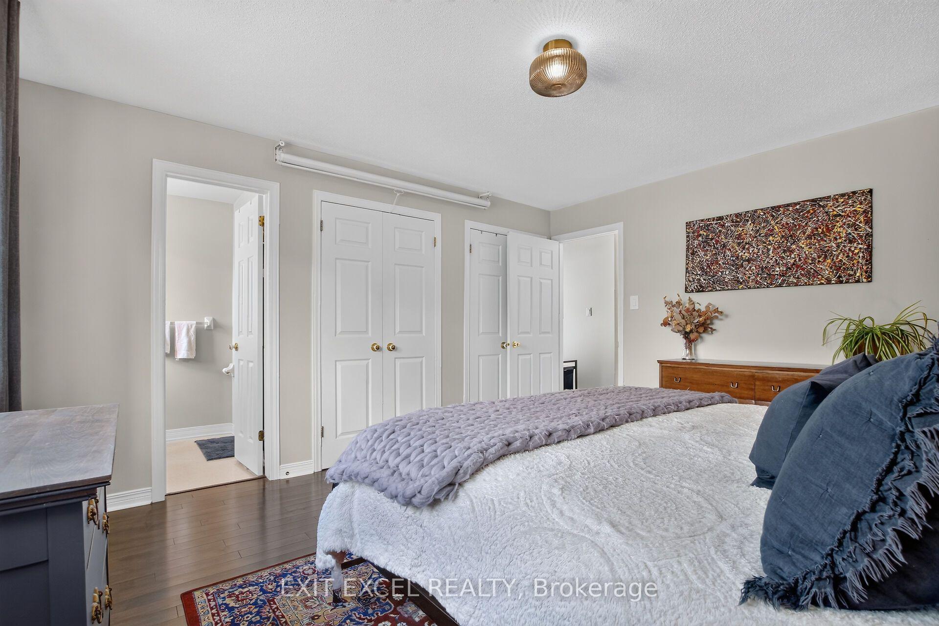 Photo 16 of 89 Forestglade Crescent, Ottawa, Hunt Club Park — HOMEH