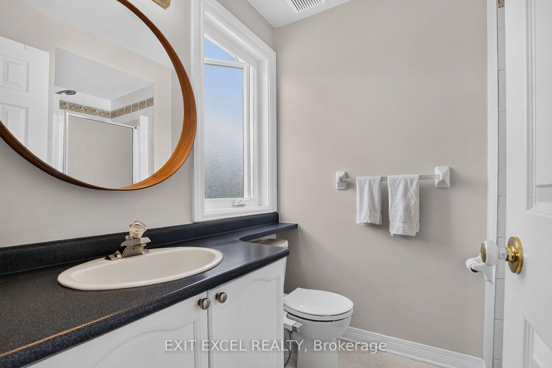 Photo 17 of 89 Forestglade Crescent, Ottawa, Hunt Club Park — HOMEH