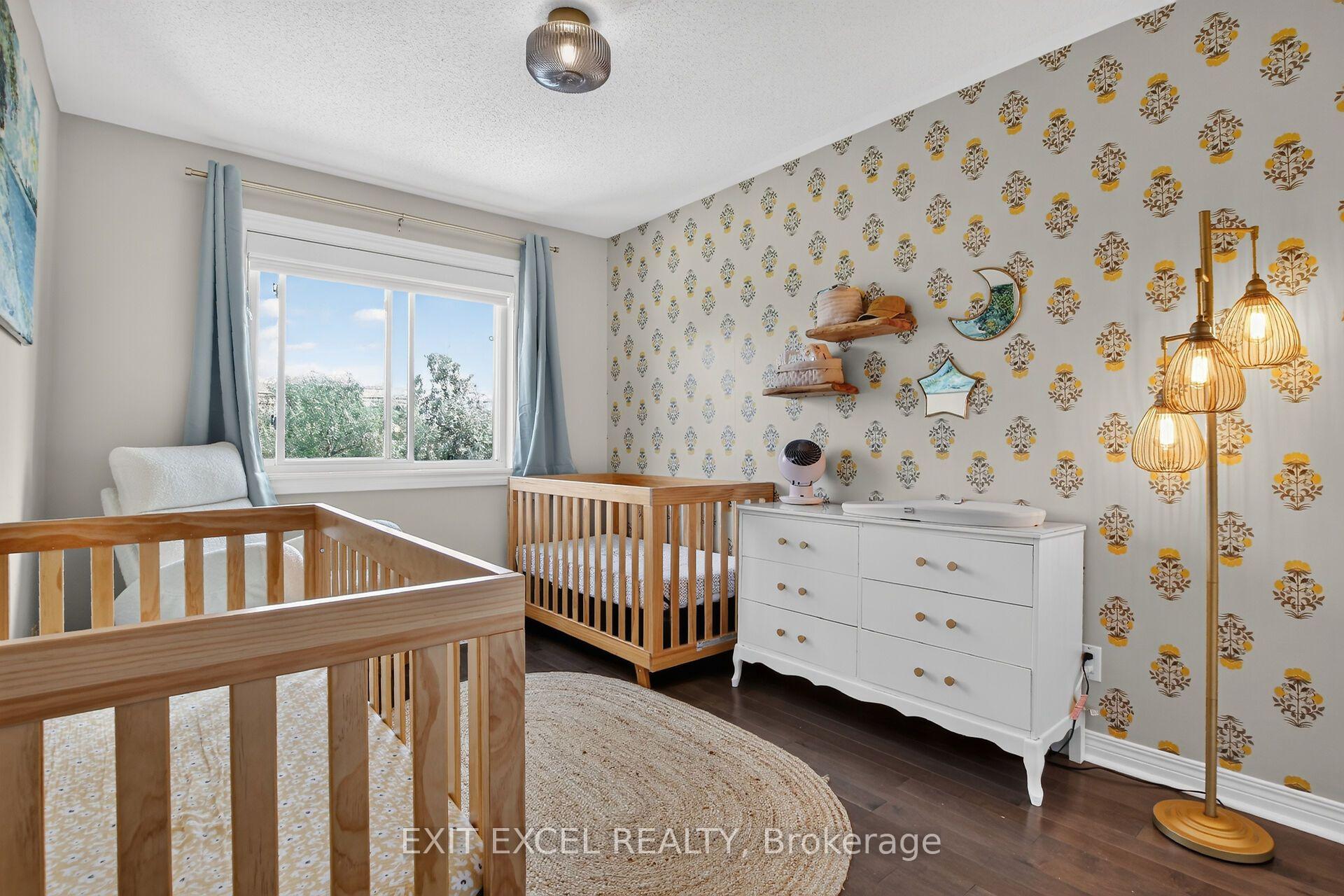 Photo 21 of 89 Forestglade Crescent, Ottawa, Hunt Club Park — HOMEH