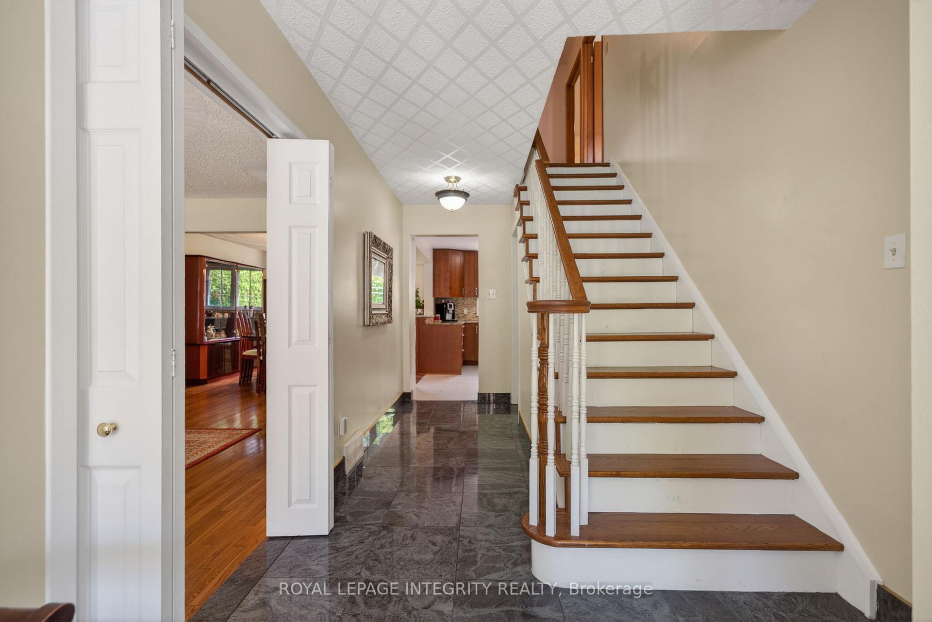 Photo 5 of 1409 Lepage Avenue, Ottawa, Carlington — HOMEH