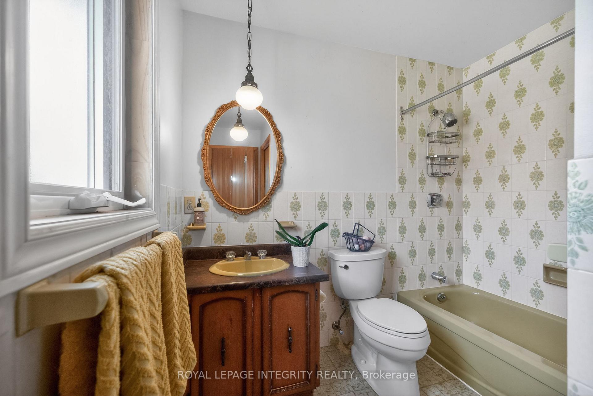 Photo 24 of 1409 Lepage Avenue, Ottawa, Carlington — HOMEH