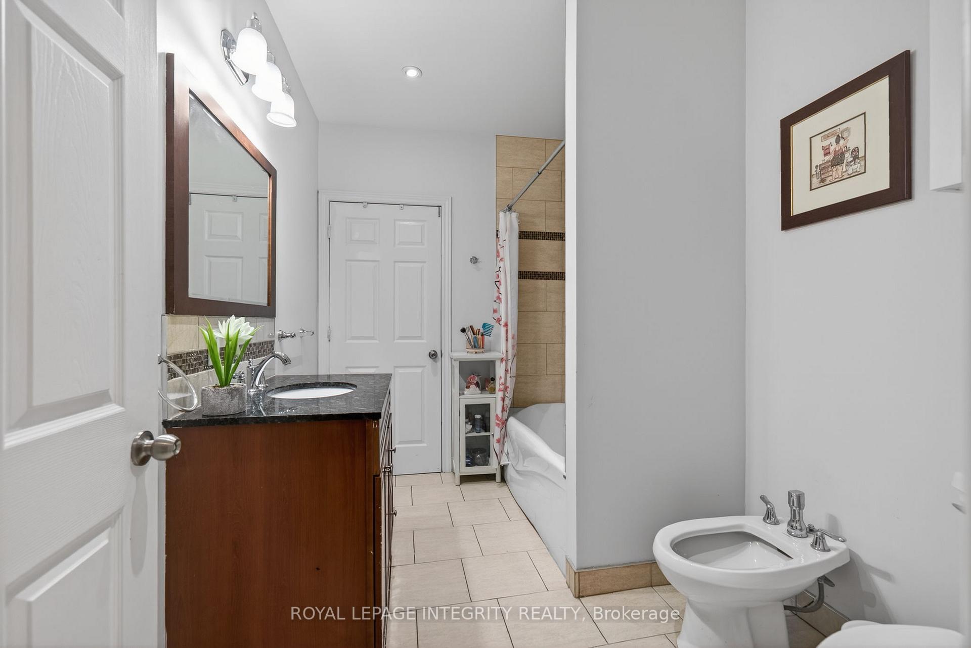 Photo 32 of 1409 Lepage Avenue, Ottawa, Carlington — HOMEH
