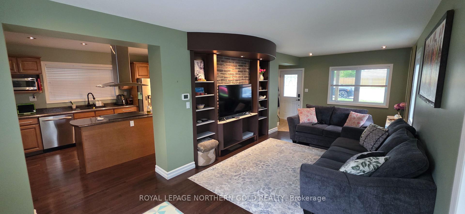 Photo 2 of 61 Second Street E, Kirkland Lake — HOMEH