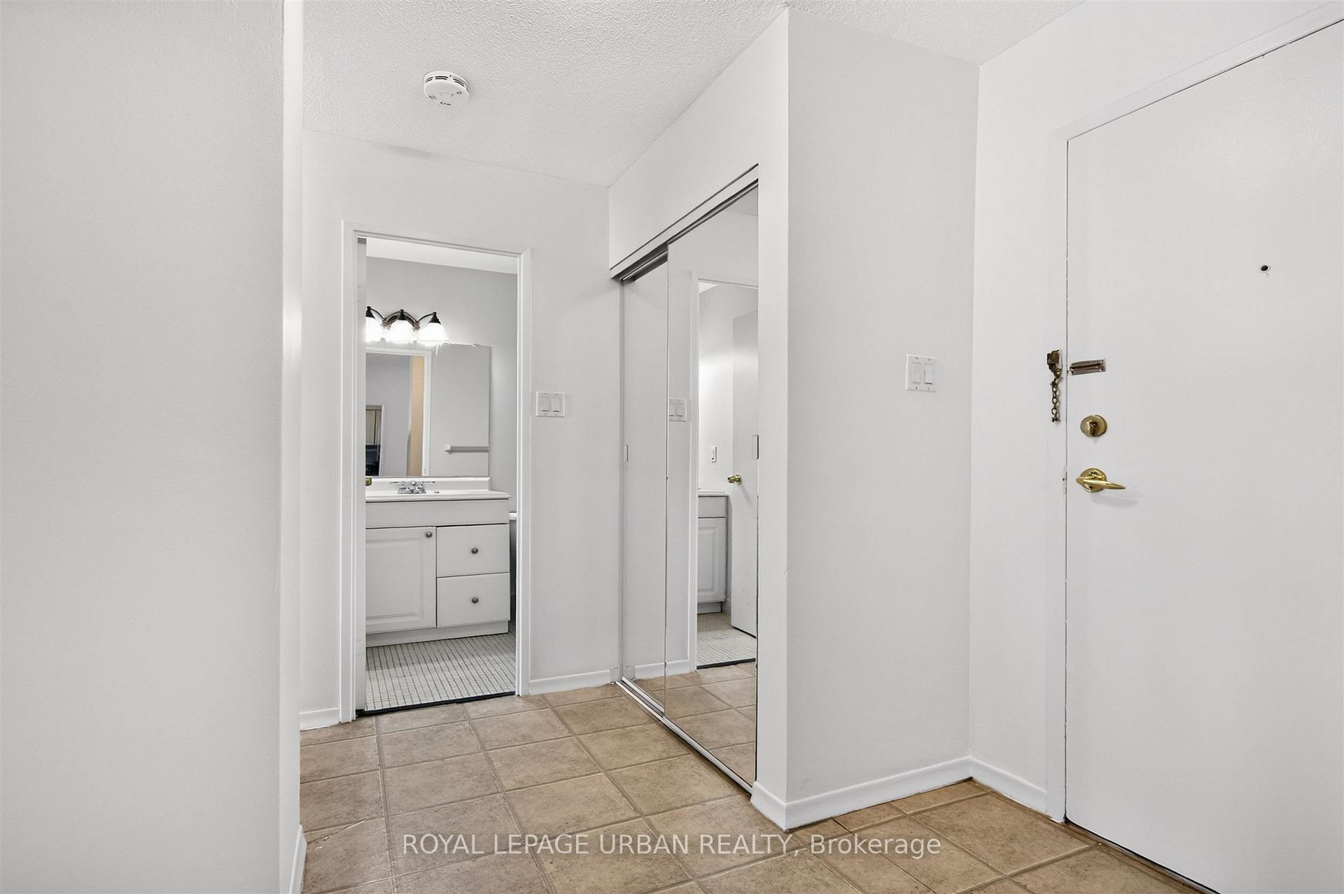 Photo 7 of 1135 Logan Avenue, Toronto, Broadview North — HOMEH