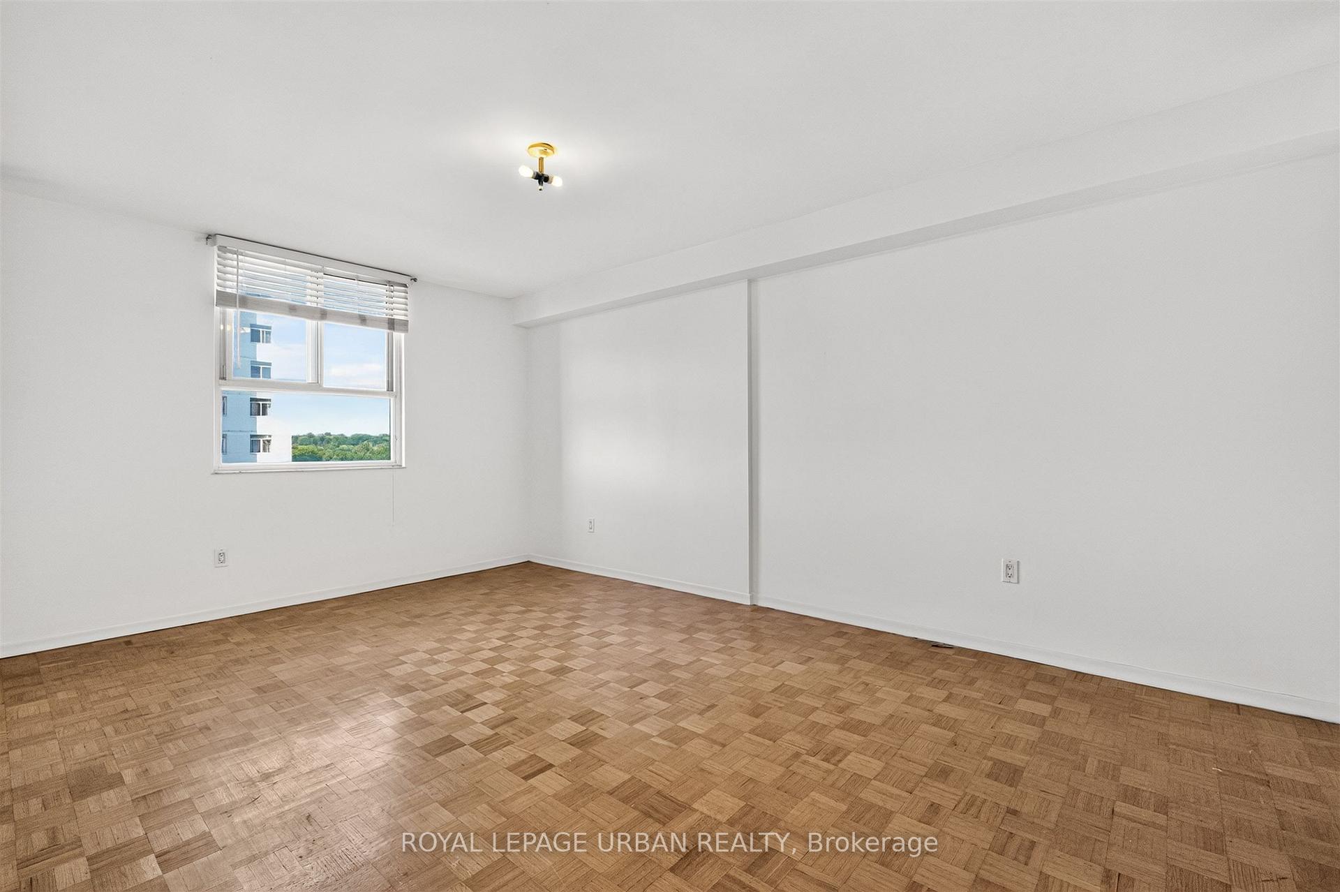 Photo 25 of 1135 Logan Avenue, Toronto, Broadview North — HOMEH