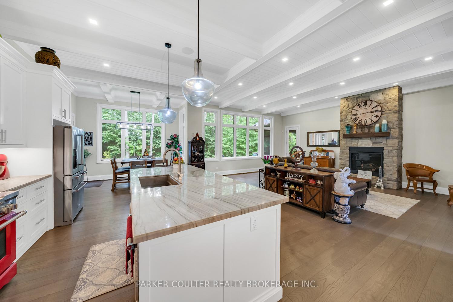 Photo 5 of 29 Gallagher Crescent, Springwater, Midhurst — HOMEH