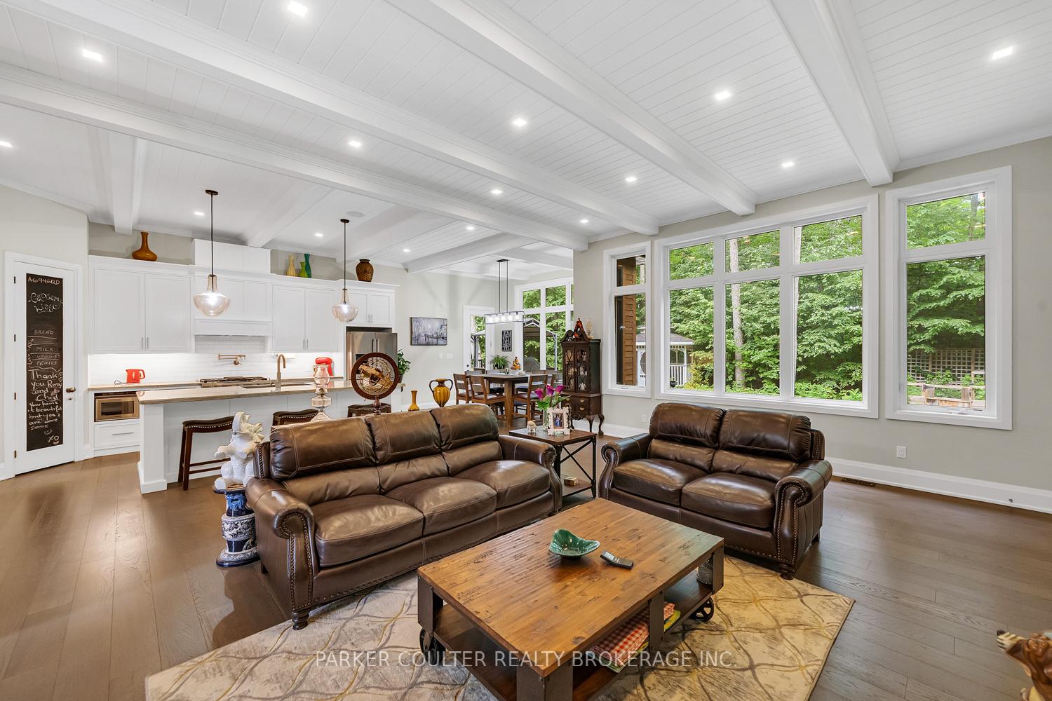 Photo 15 of 29 Gallagher Crescent, Springwater, Midhurst — HOMEH