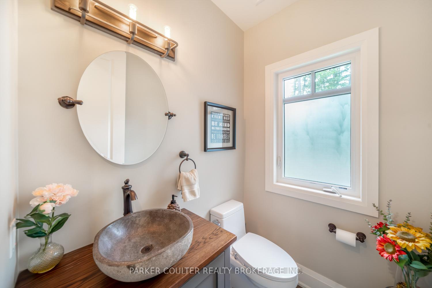 Photo 17 of 29 Gallagher Crescent, Springwater, Midhurst — HOMEH