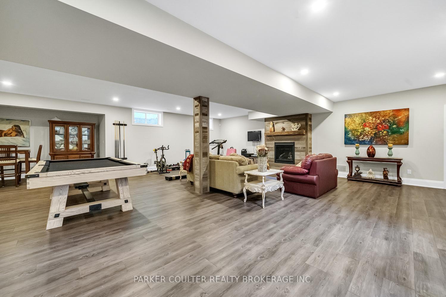 Photo 30 of 29 Gallagher Crescent, Springwater, Midhurst — HOMEH