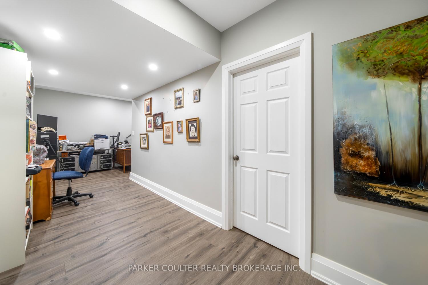 Photo 35 of 29 Gallagher Crescent, Springwater, Midhurst — HOMEH
