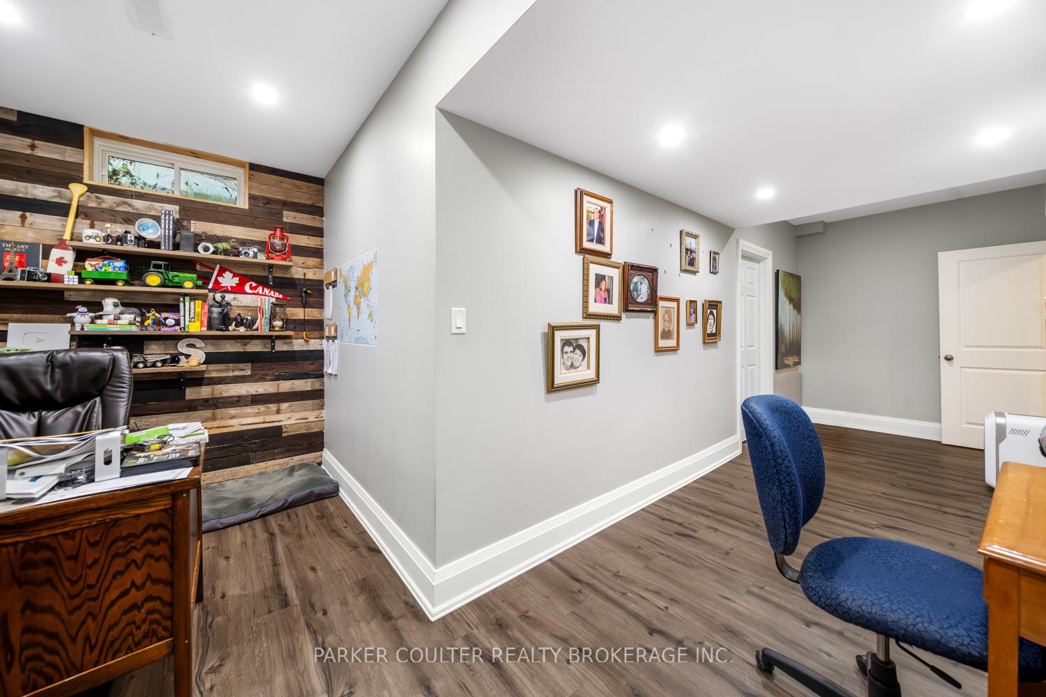 Photo 37 of 29 Gallagher Crescent, Springwater, Midhurst — HOMEH