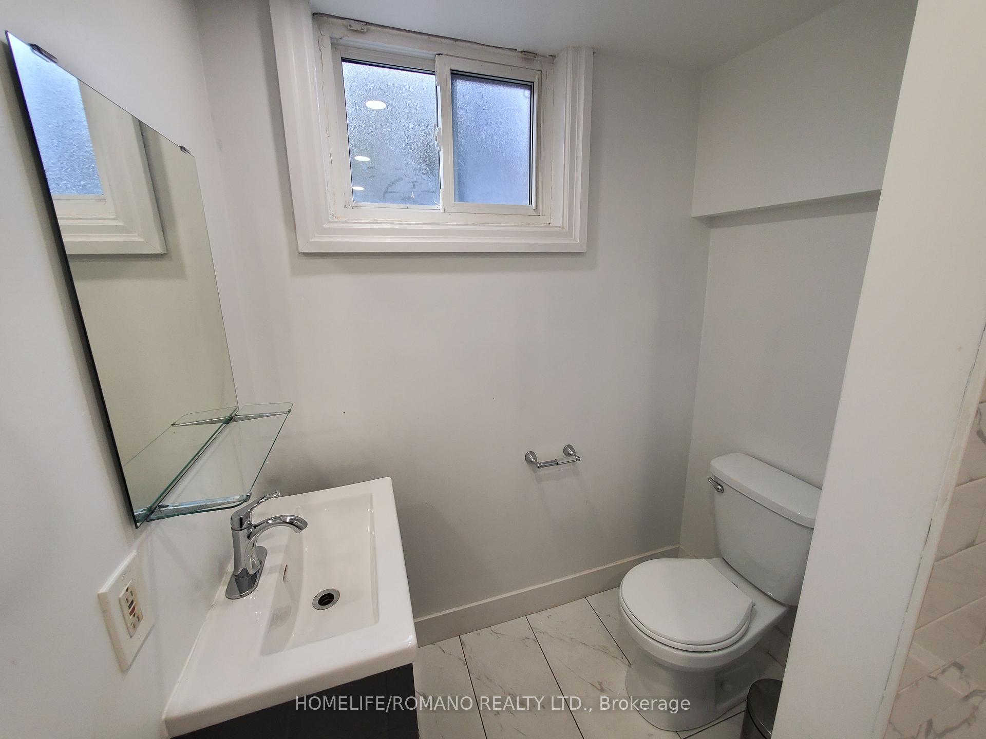 Photo 8 of Unit 1, 6 Earldown Drive, Etobicoke, Willowridge-Martingrove-Richview — HOMEH