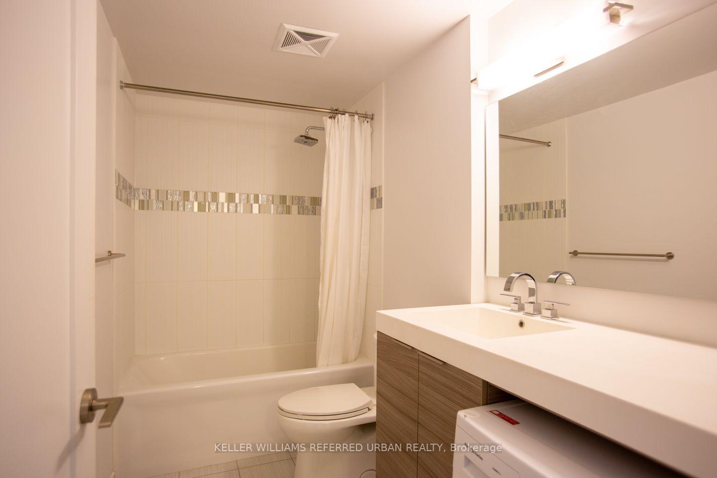 Photo 12 of Unit 908, 318 Richmond Street W, Toronto, Waterfront Communities — HOMEH