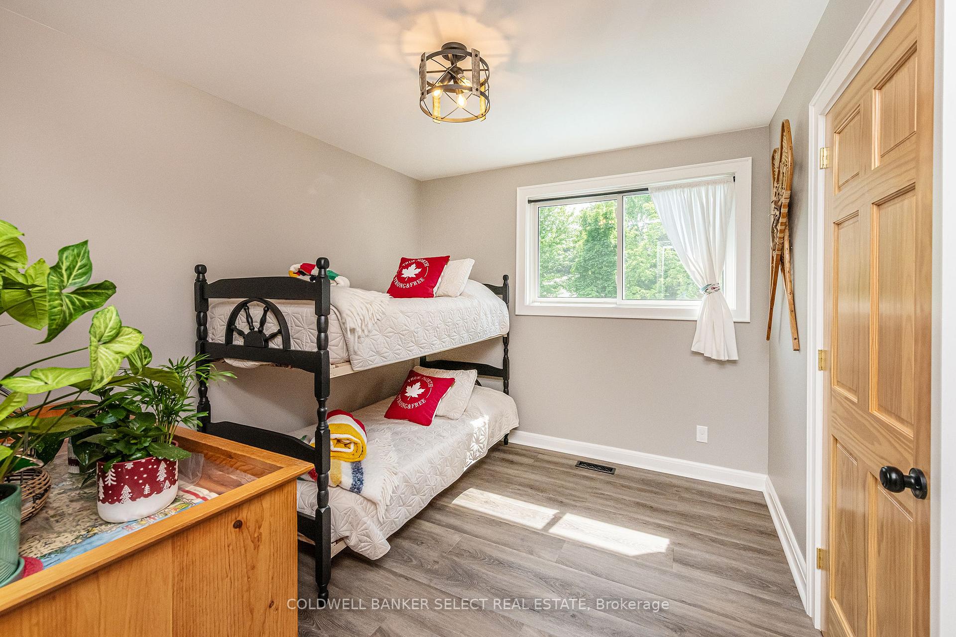 Photo 19 of 251 Bell Air Drive, Caledon, Bolton East — HOMEH