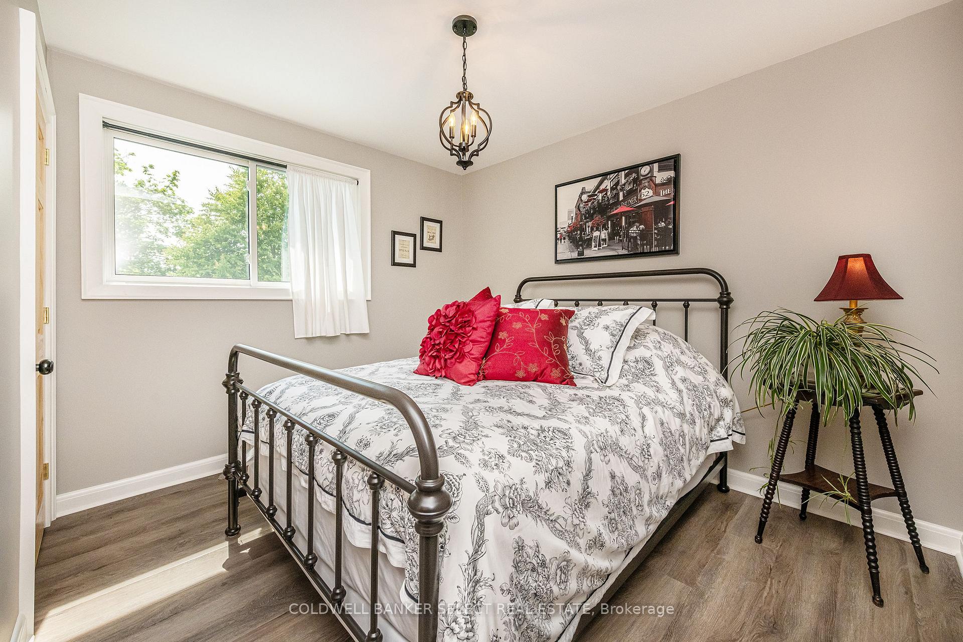 Photo 20 of 251 Bell Air Drive, Caledon, Bolton East — HOMEH