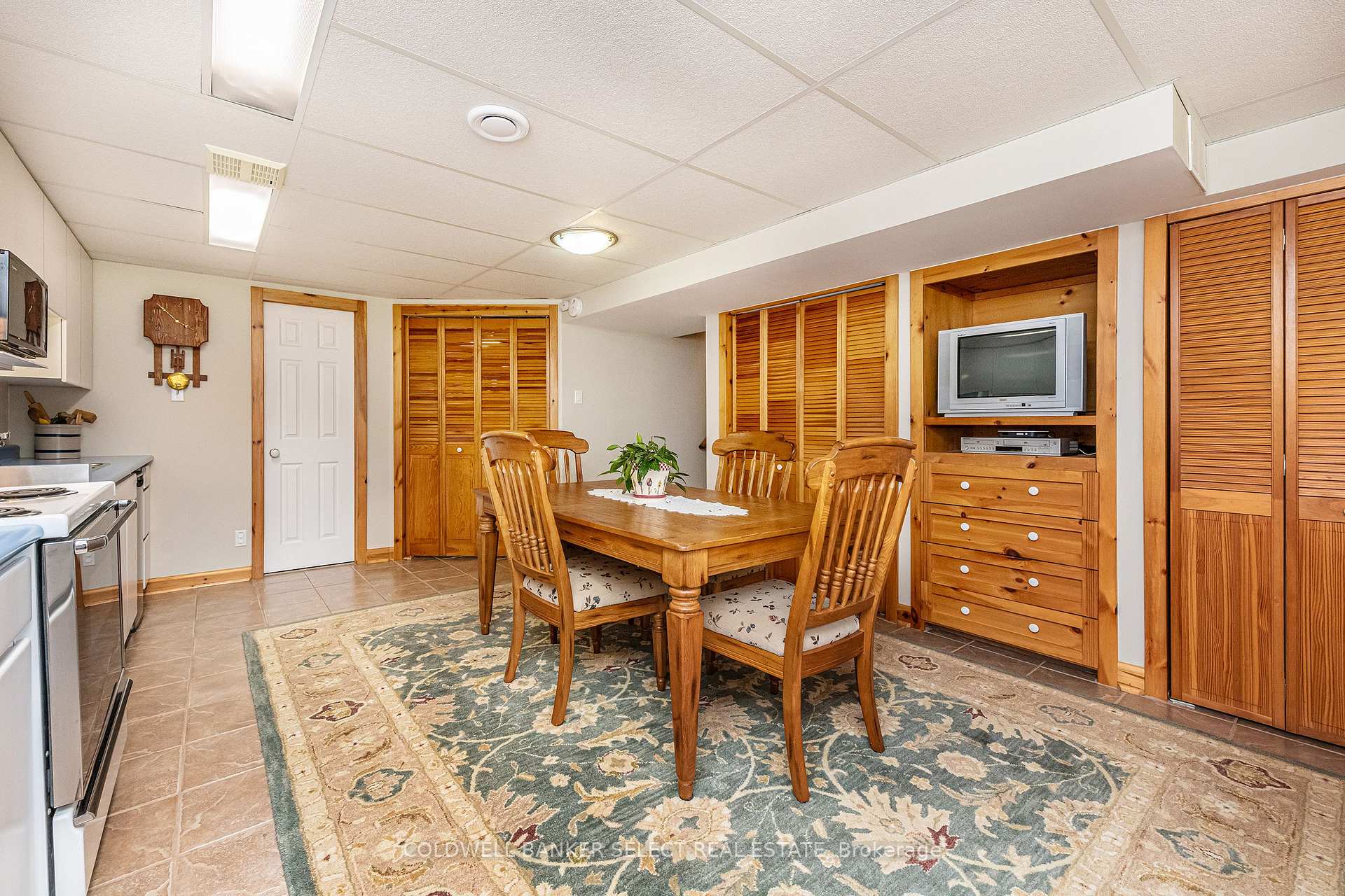 Photo 27 of 251 Bell Air Drive, Caledon, Bolton East — HOMEH