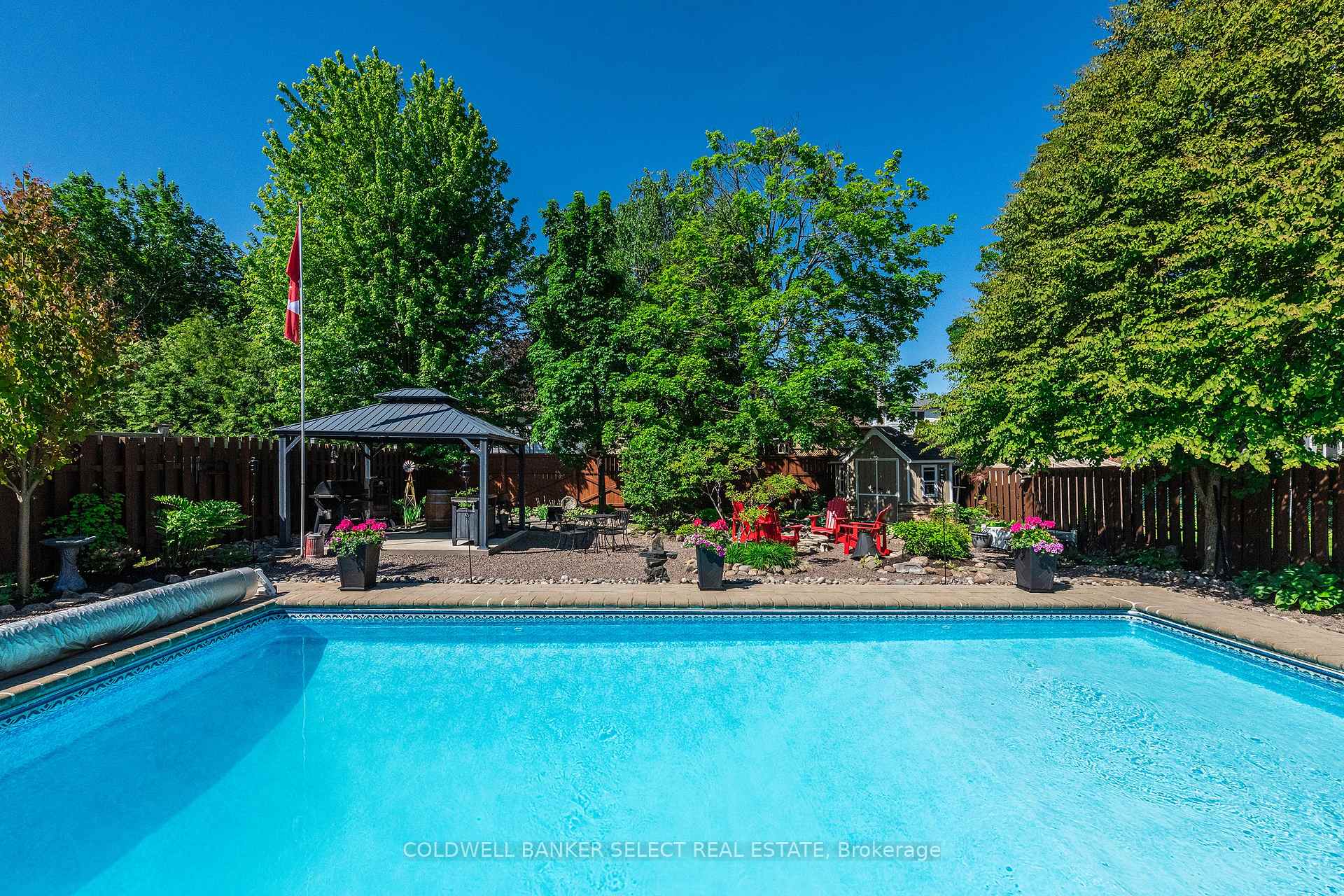 Photo 30 of 251 Bell Air Drive, Caledon, Bolton East — HOMEH