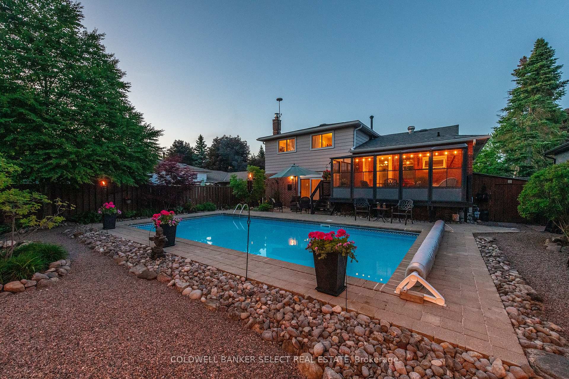Photo 39 of 251 Bell Air Drive, Caledon, Bolton East — HOMEH