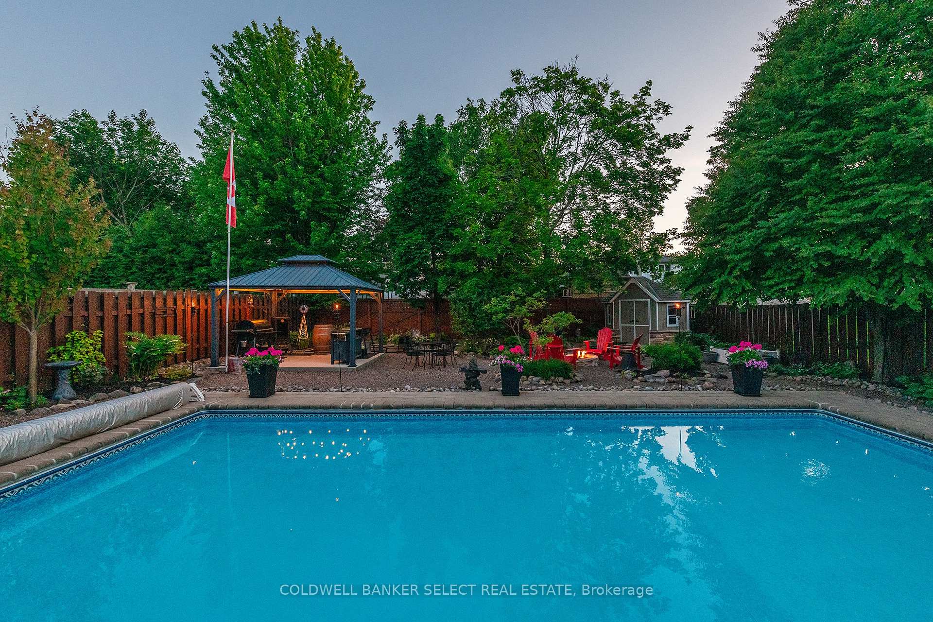 Photo 40 of 251 Bell Air Drive, Caledon, Bolton East — HOMEH