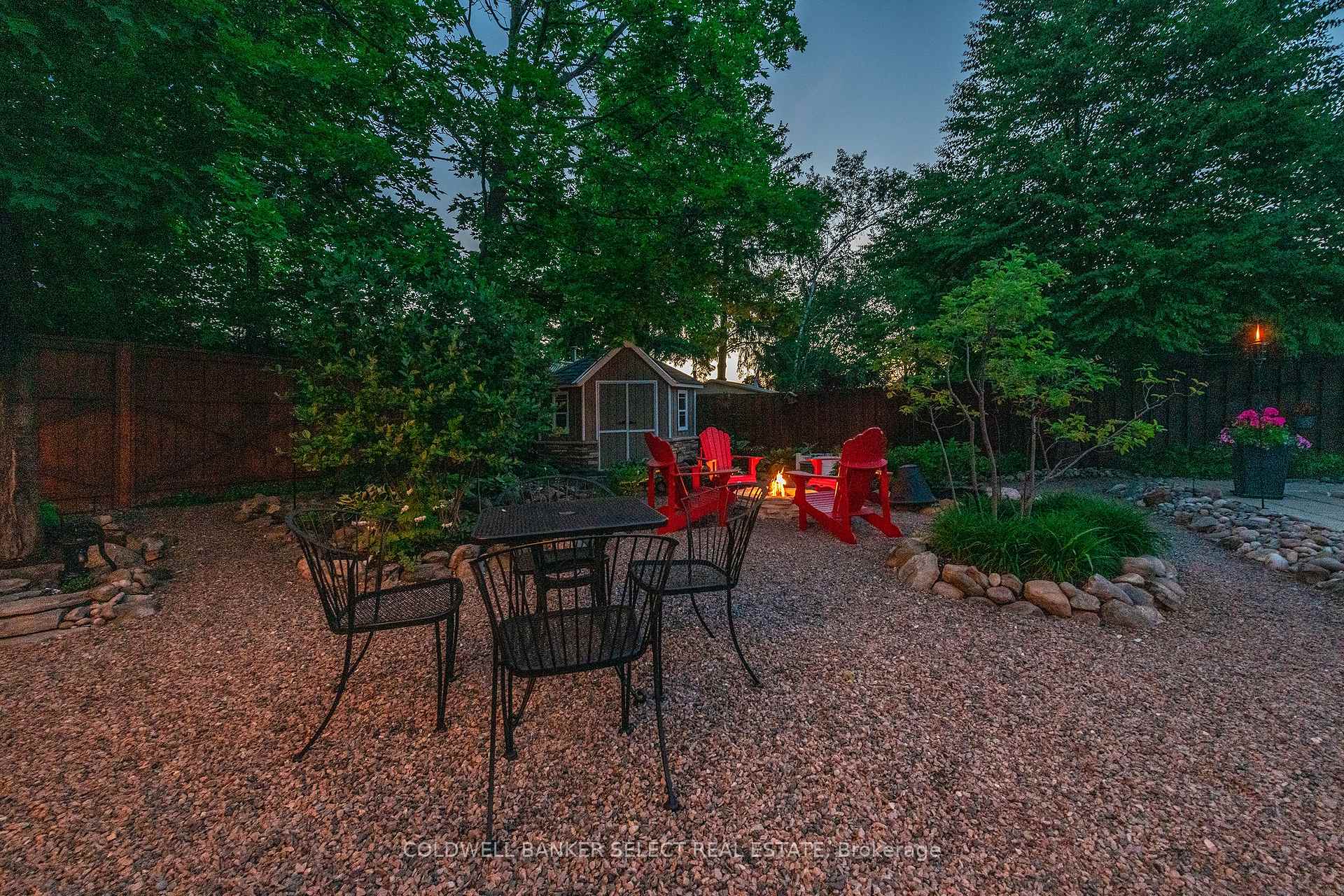 Photo 43 of 251 Bell Air Drive, Caledon, Bolton East — HOMEH