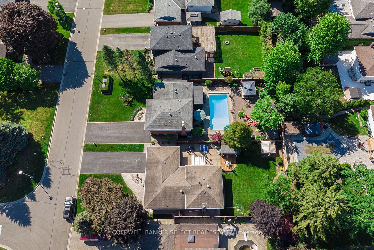 Photo 46 of 251 Bell Air Drive, Caledon, Bolton East — HOMEH
