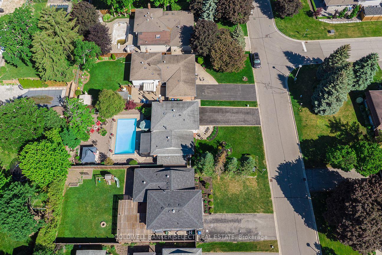 Photo 47 of 251 Bell Air Drive, Caledon, Bolton East — HOMEH