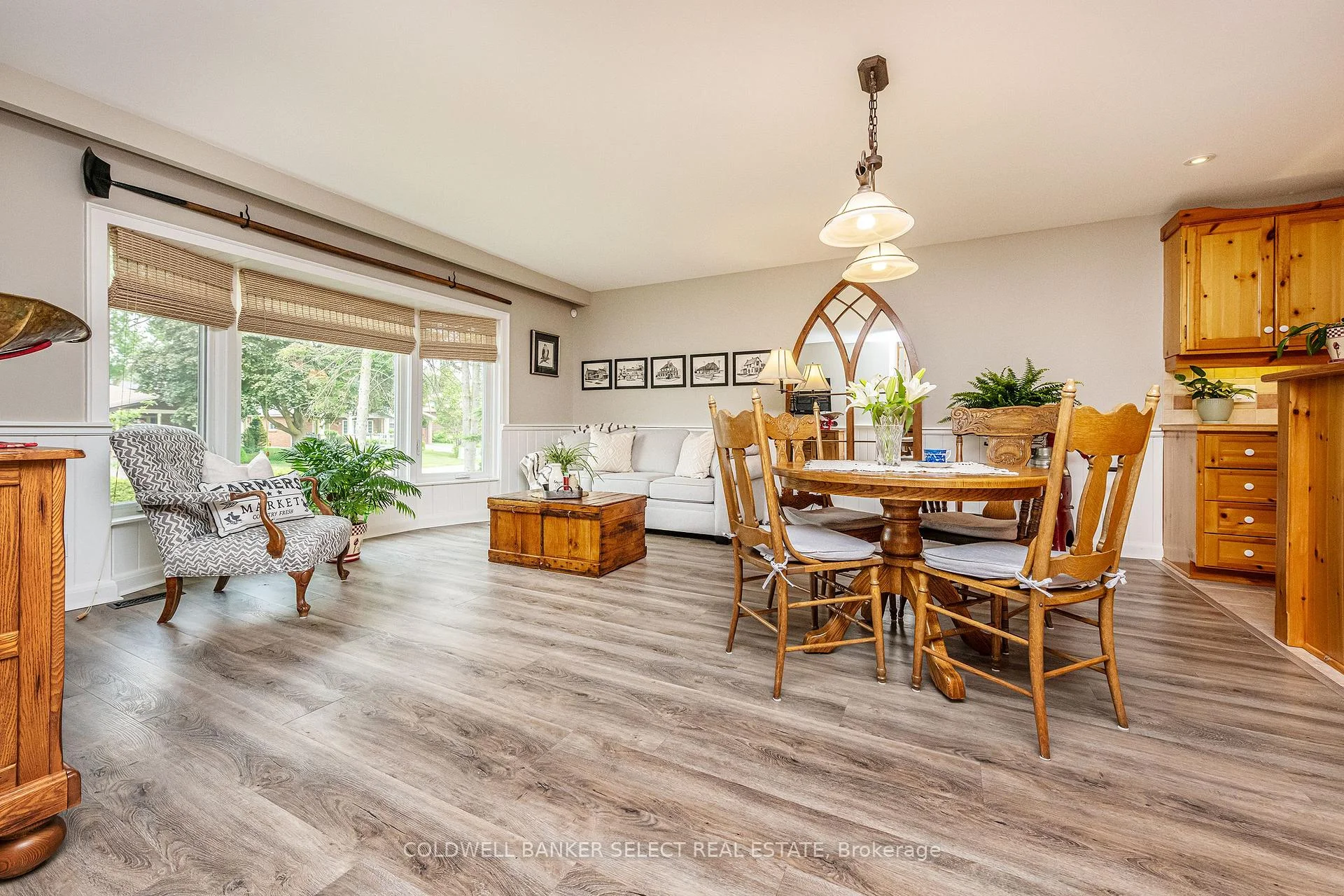 Photo 51 of 251 Bell Air Drive, Caledon, Bolton East — HOMEH