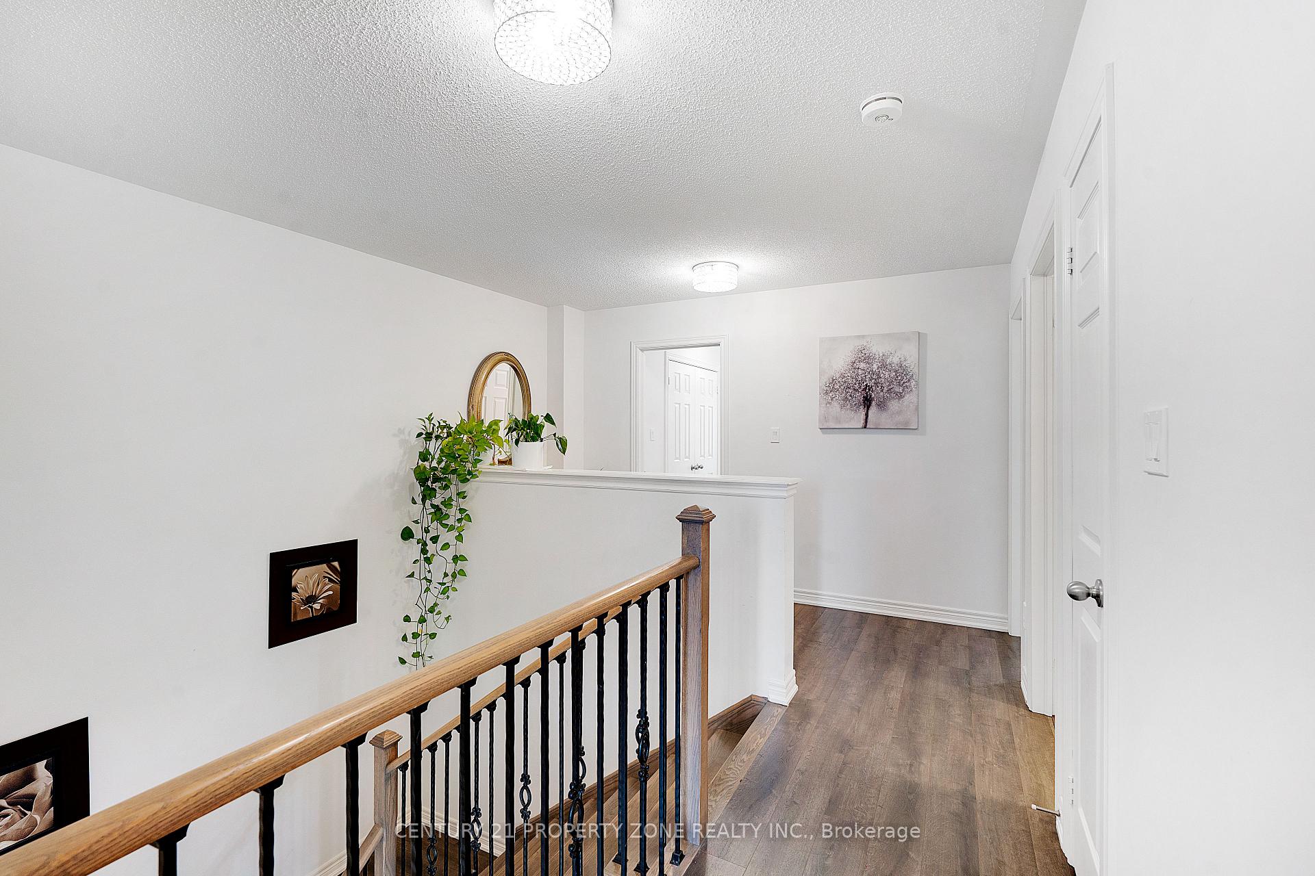 Photo 17 of 71 Riverwalk Drive, Hamilton, Waterdown — HOMEH